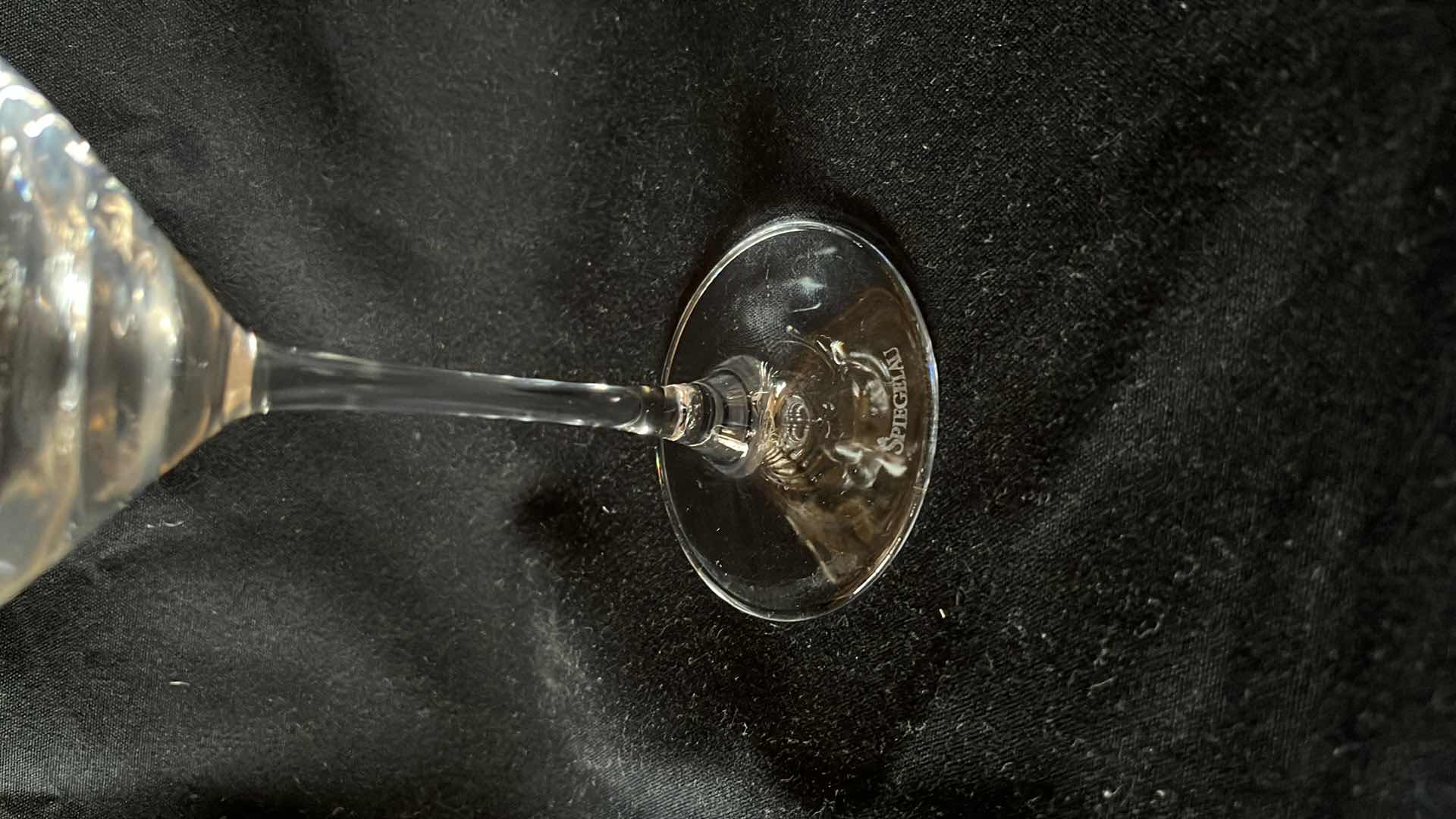 Photo 5 of WINE CHAMPAGNE GLASSES VARIOUS STYLES W CRATE (18)