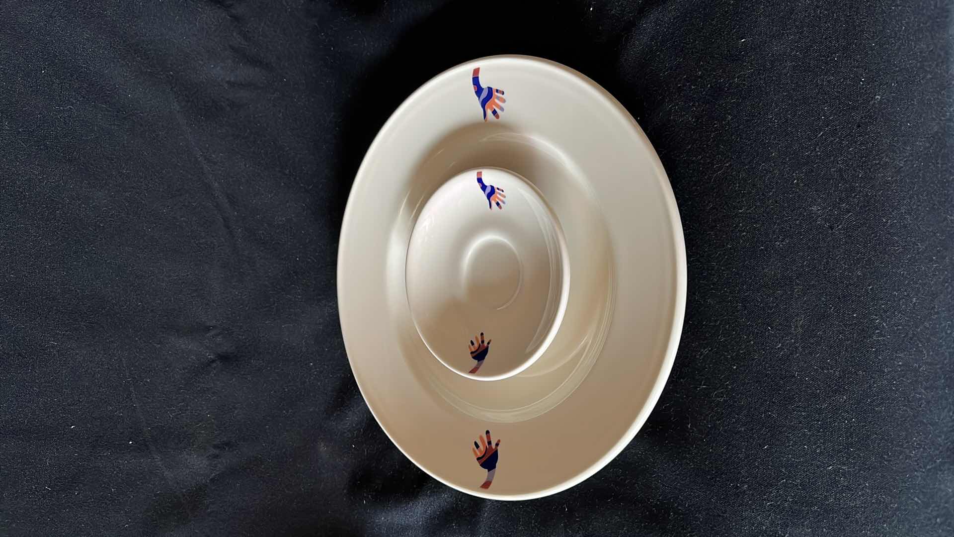 Photo 1 of ONEIDA BUFFALO DINNER AND SAUCER PLATES (SETS OF 8)