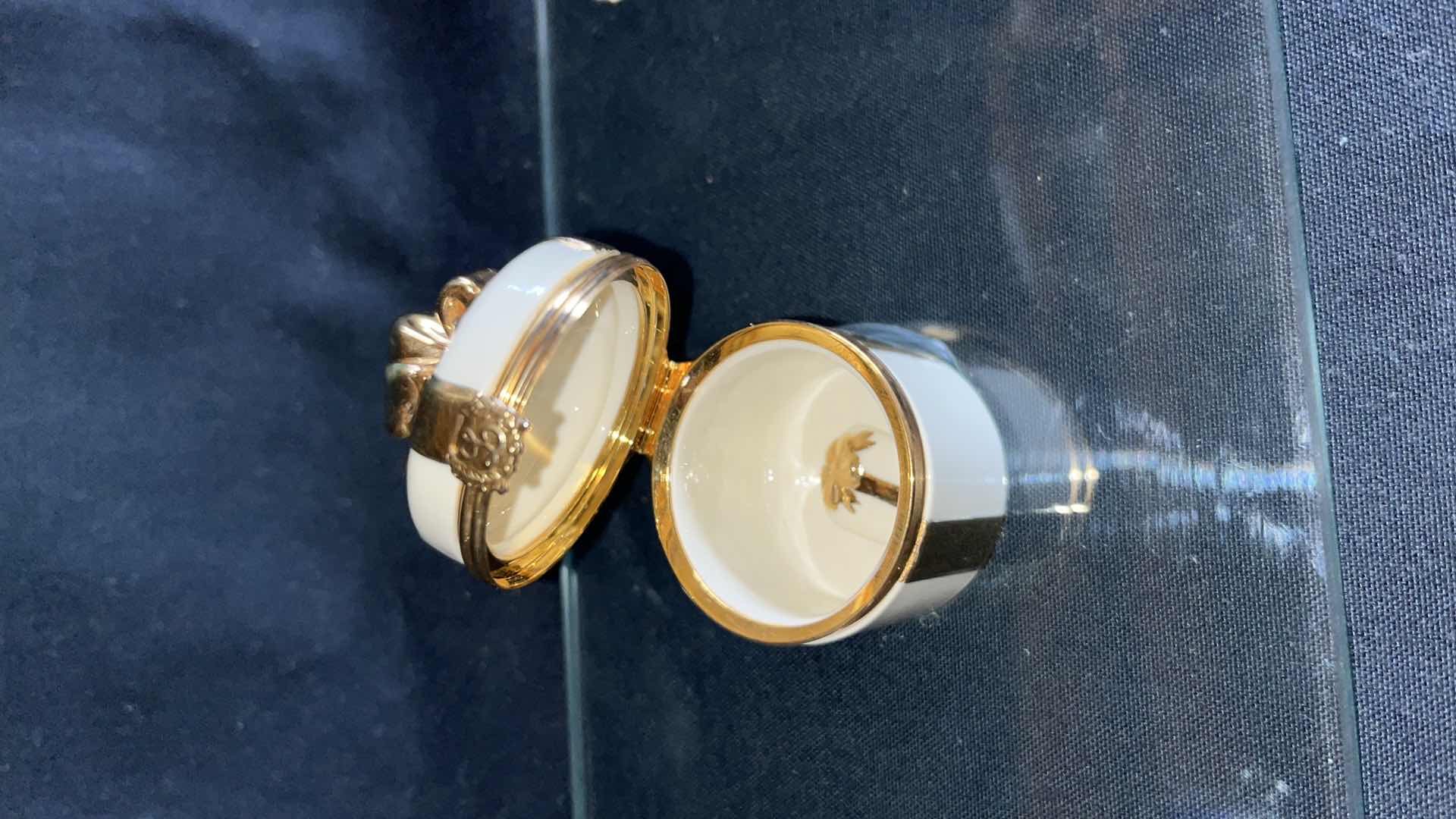 Photo 1 of LENOX TINY TREASURES GIFT BOX, ETCHED GLASS VASE W ATTACHED GLASS AND METAL PICTURE EASEL AND WHITE CRACKLED GLASS VASE 12” X 5.25”