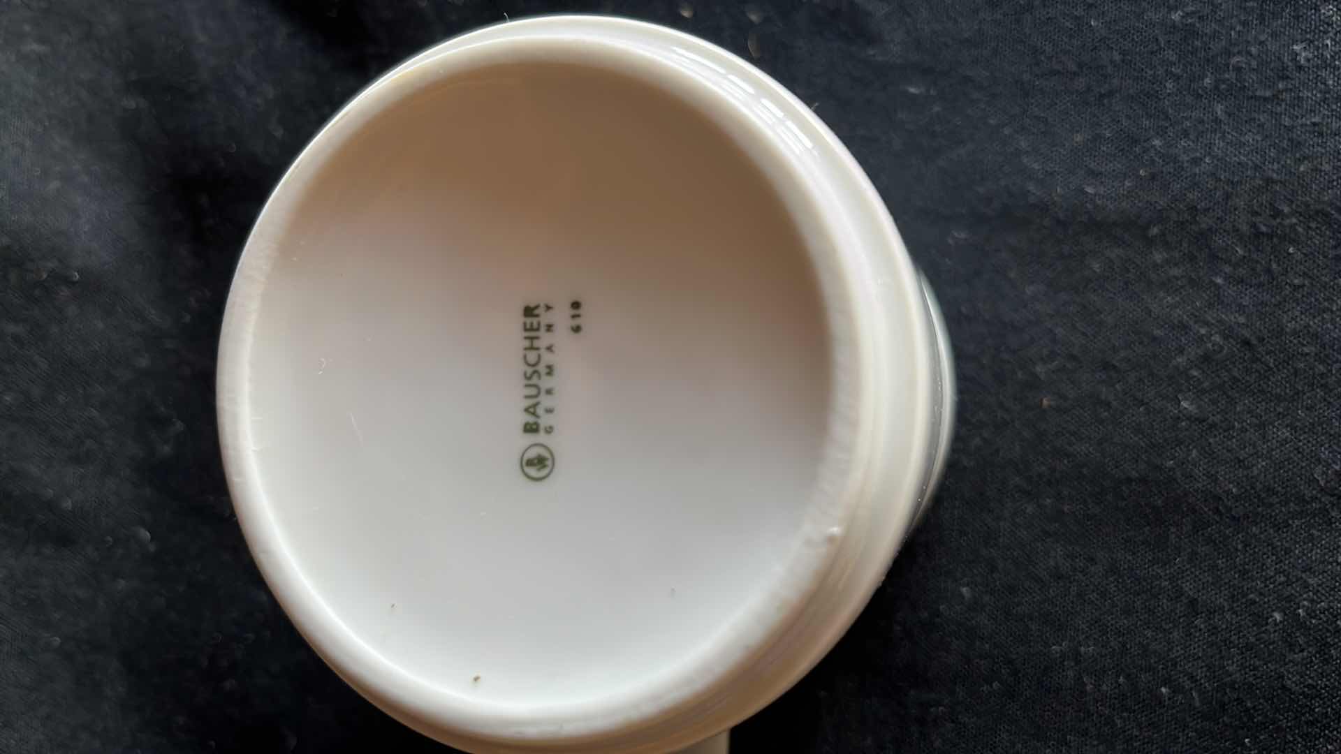 Photo 1 of BAUSCHER GERMANY COFFEE MUGS 3.25” W CRATE (20)