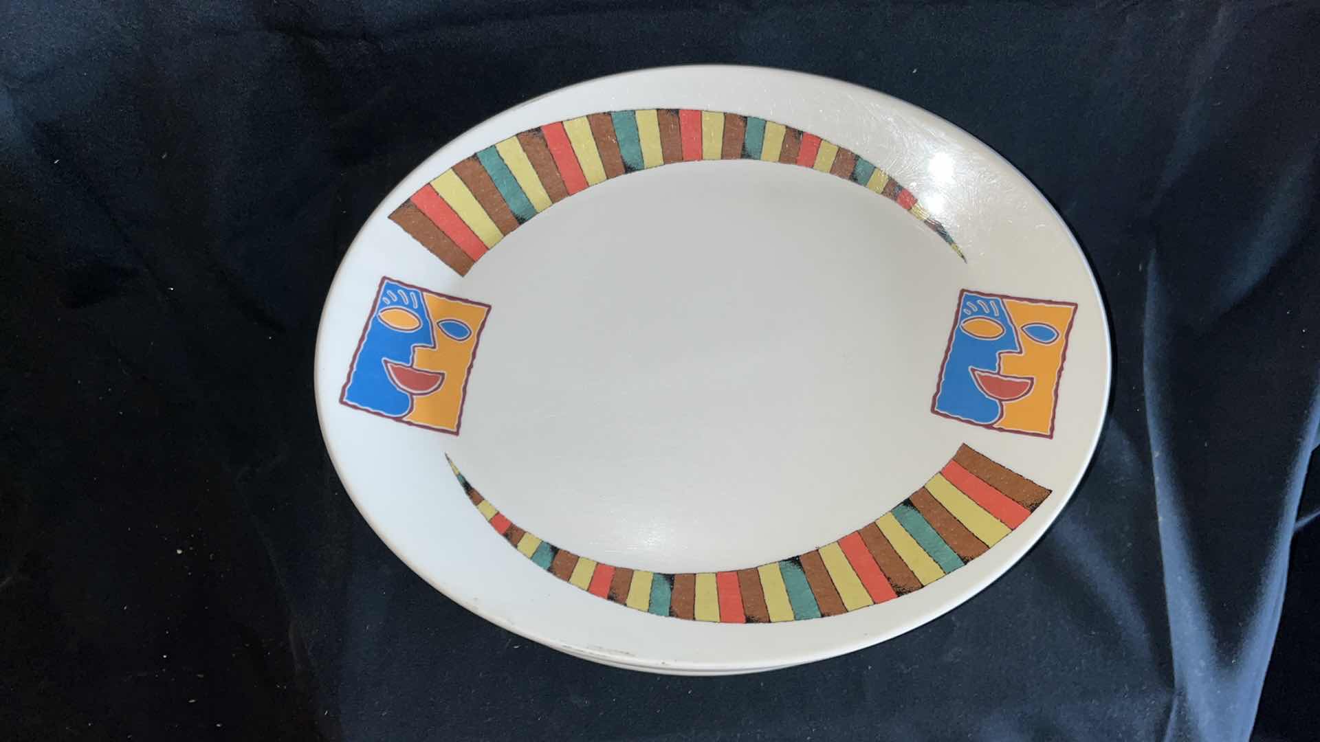 Photo 1 of STEELITE INTERNATIONAL OVAL PLATTER 13.25” X 10.5” (12)