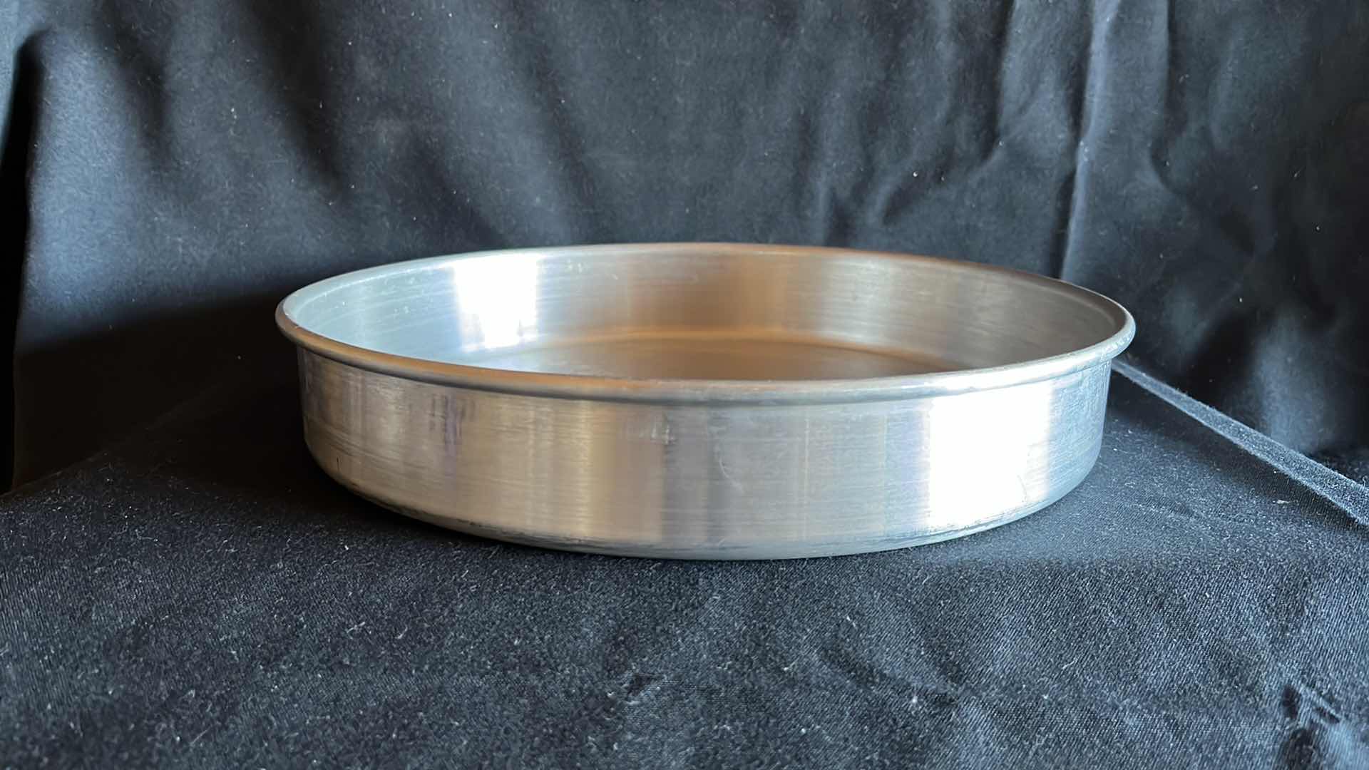 Photo 1 of WINCO LAYER CAKE PAN 12” X 2” (2)