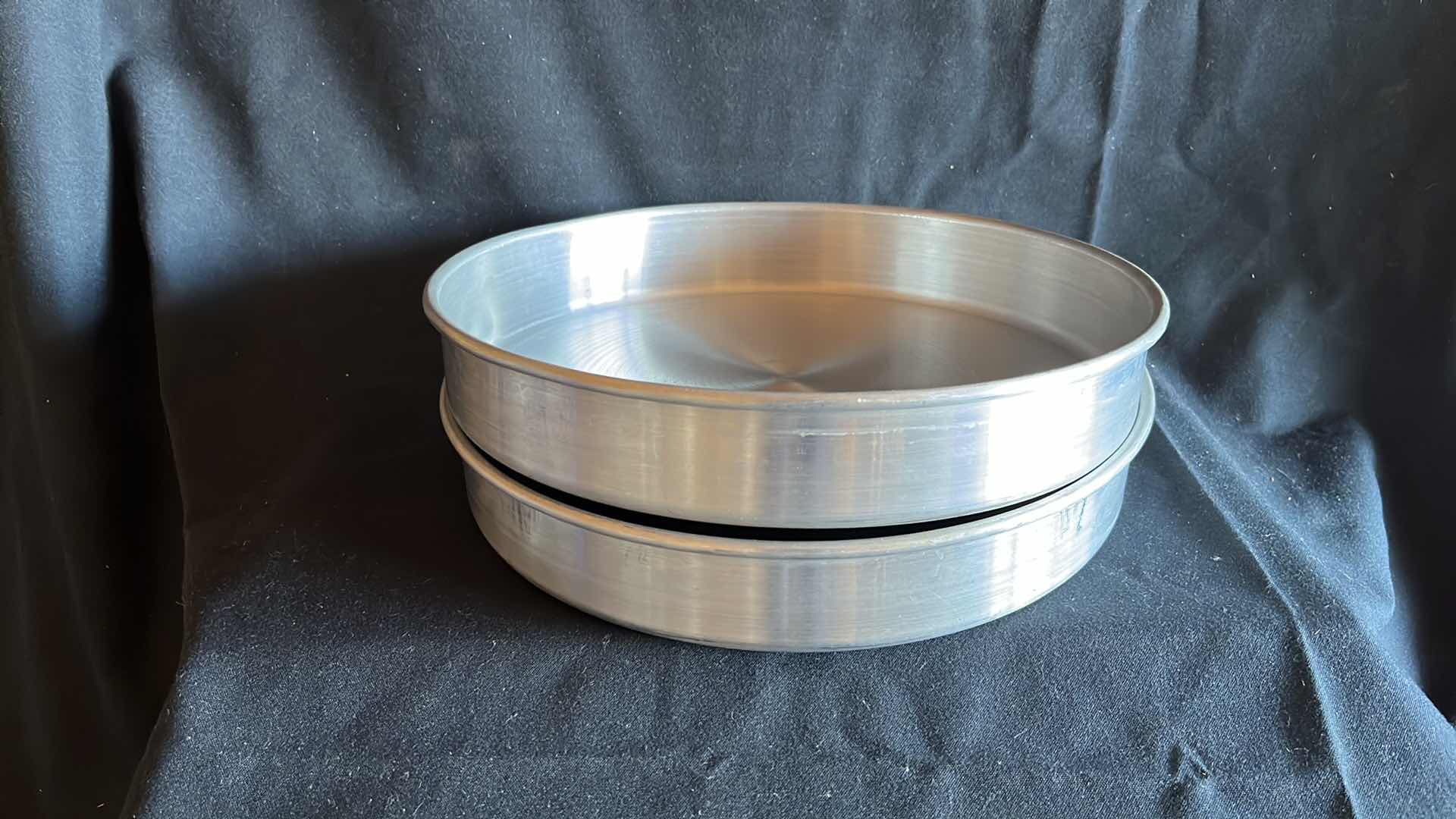 Photo 1 of WINCO LAYER CAKE PAN 12” X 2” (2)