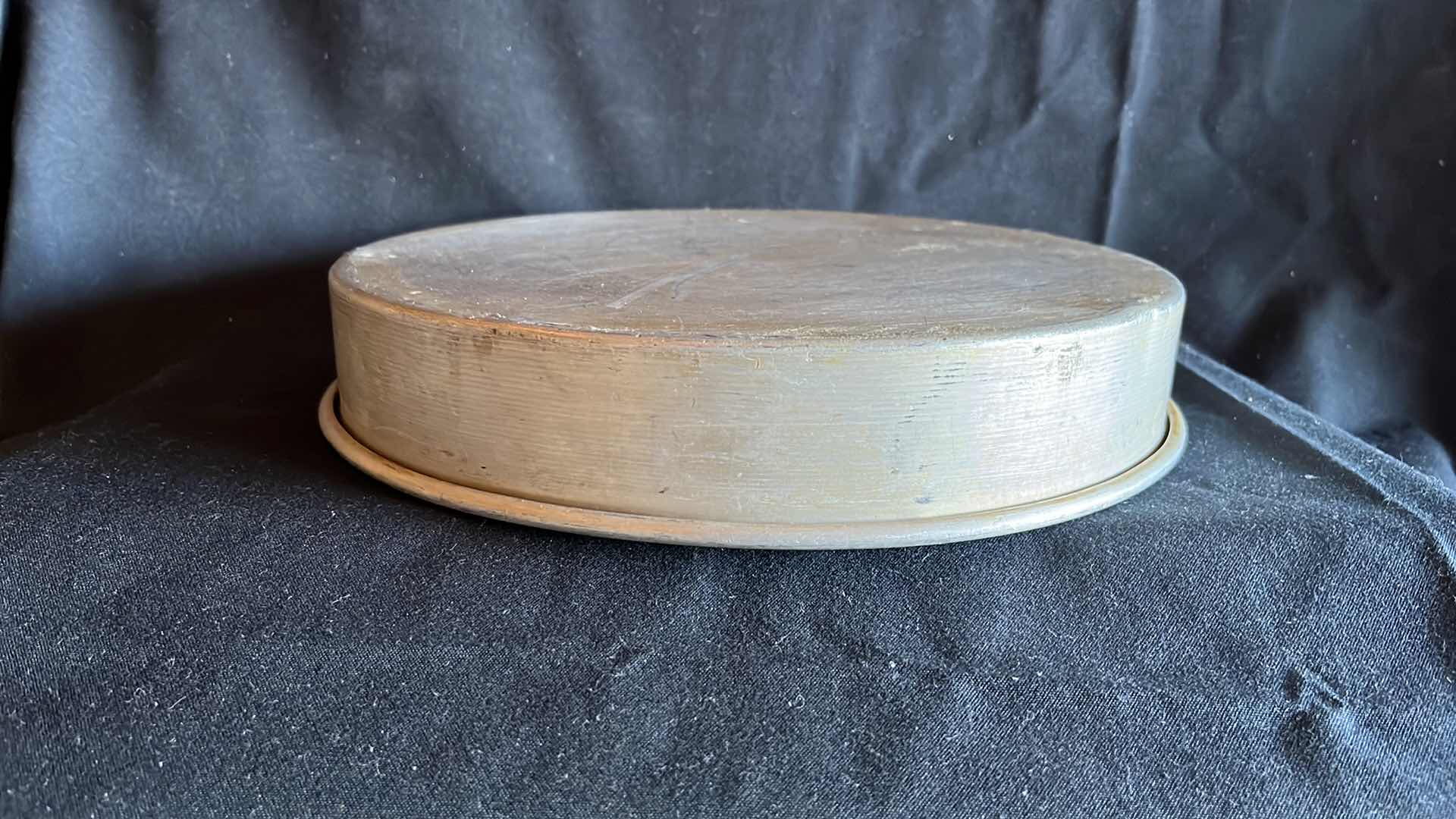 Photo 1 of LAYER CAKE PAN 12” X 2” (2)