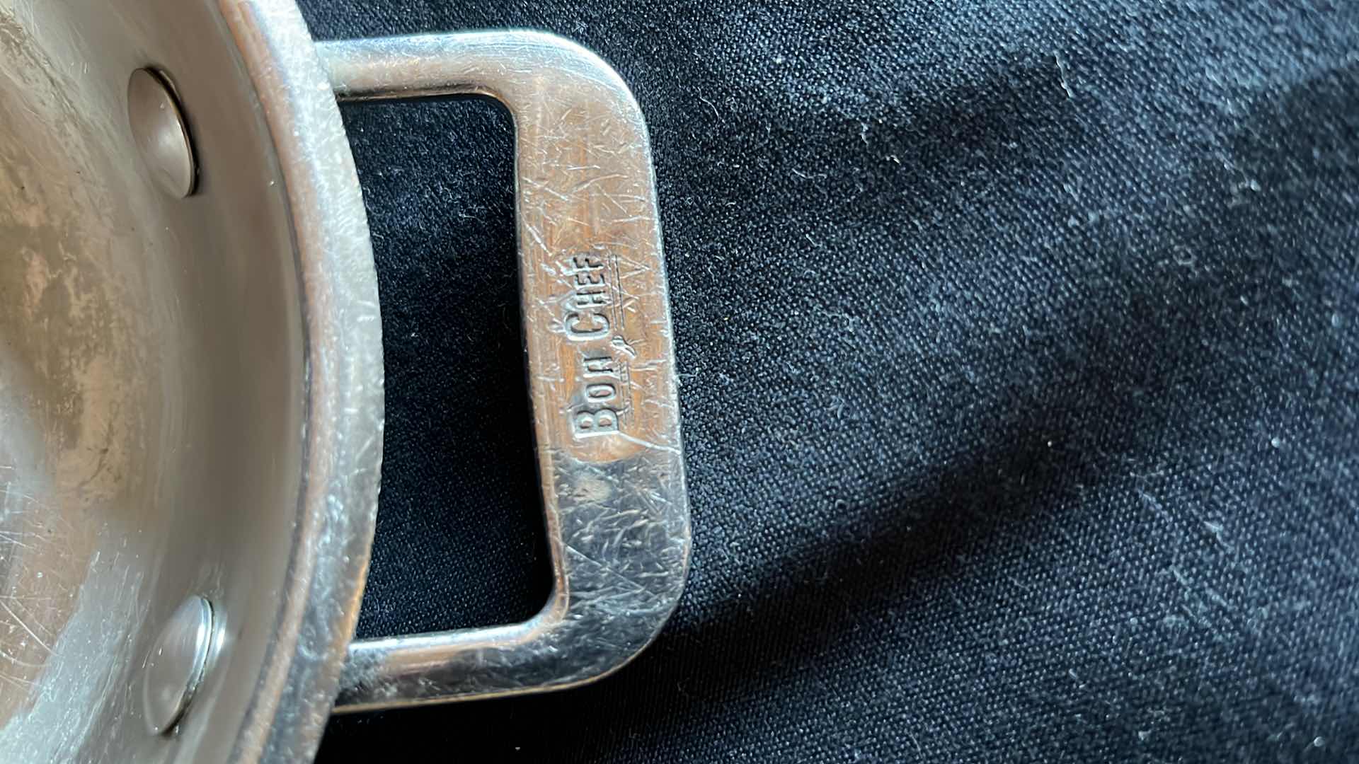 Photo 5 of BON CHEF CUCINA STAINLESS STEEL OVAL OVEN BAKING DISH WITH HANDLES 12” X 9” (2)