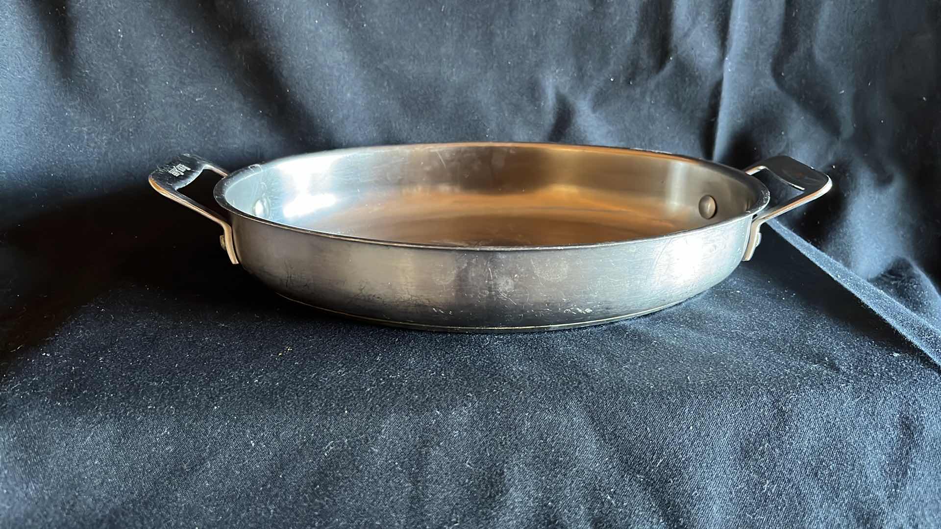 Photo 2 of BON CHEF CUCINA STAINLESS STEEL OVAL OVEN BAKING DISH WITH HANDLES 12” X 9” (2)