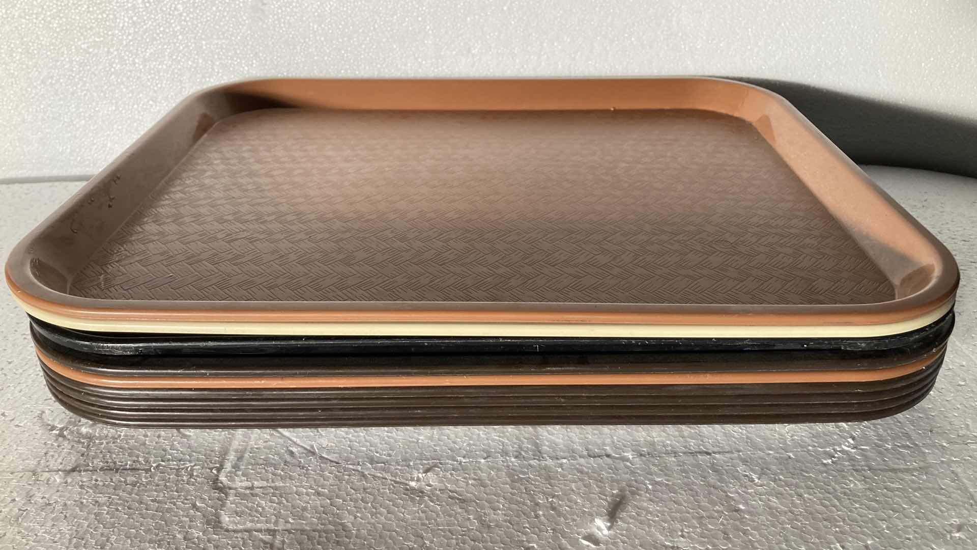 Photo 1 of CARLISLE PLASTIC SERVING TRAYS VARIOUS COLORS (9) 18” X 14”