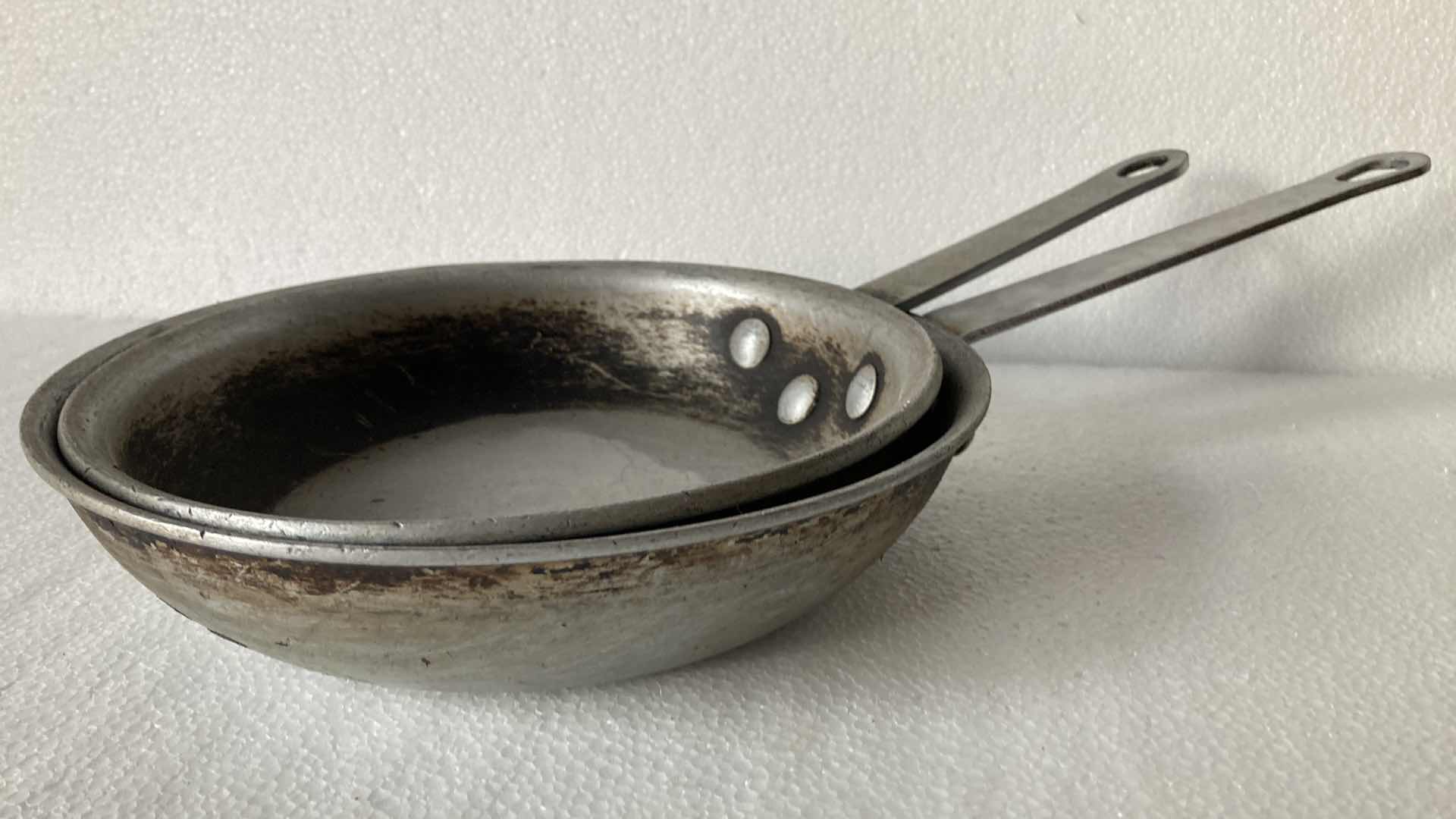 Photo 1 of COMMERCIAL KITCHEN STEEL SKILLET SET (4)