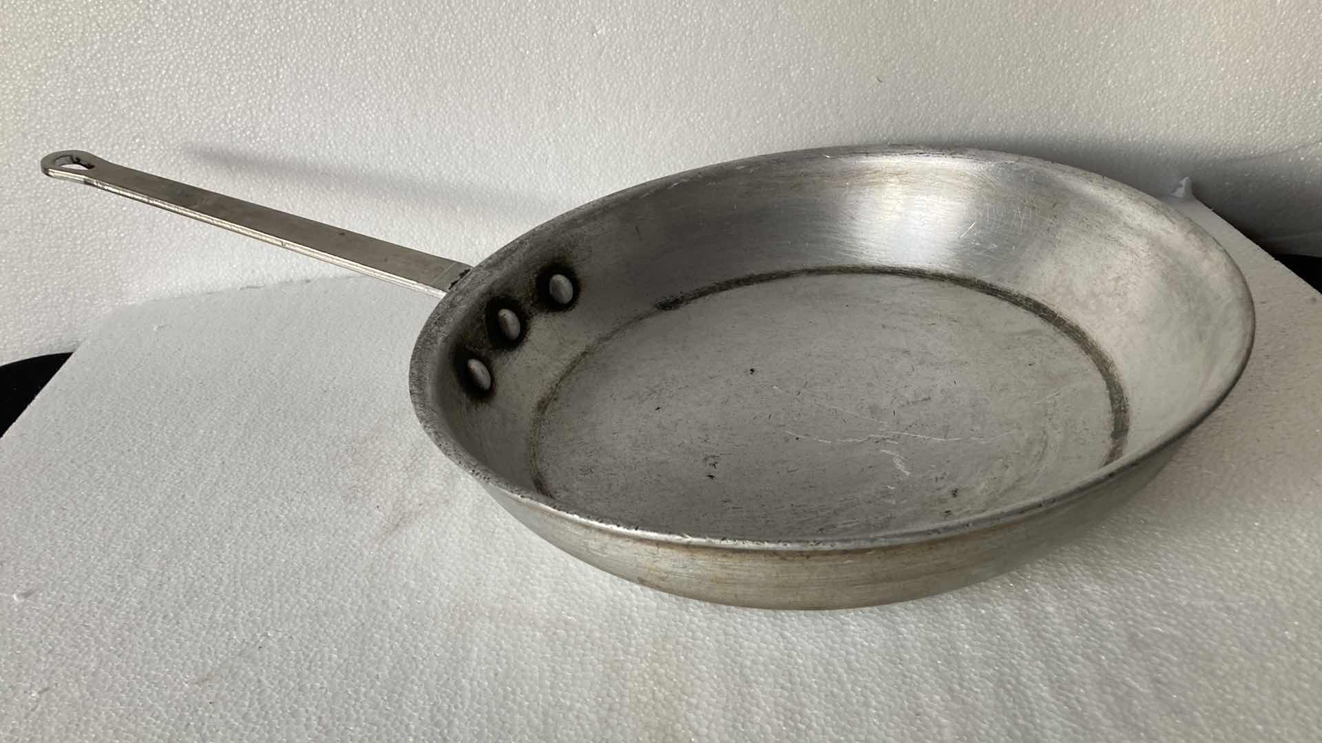 Photo 1 of COMMERCIAL KITCHEN STEEL SKILLET SET (4)