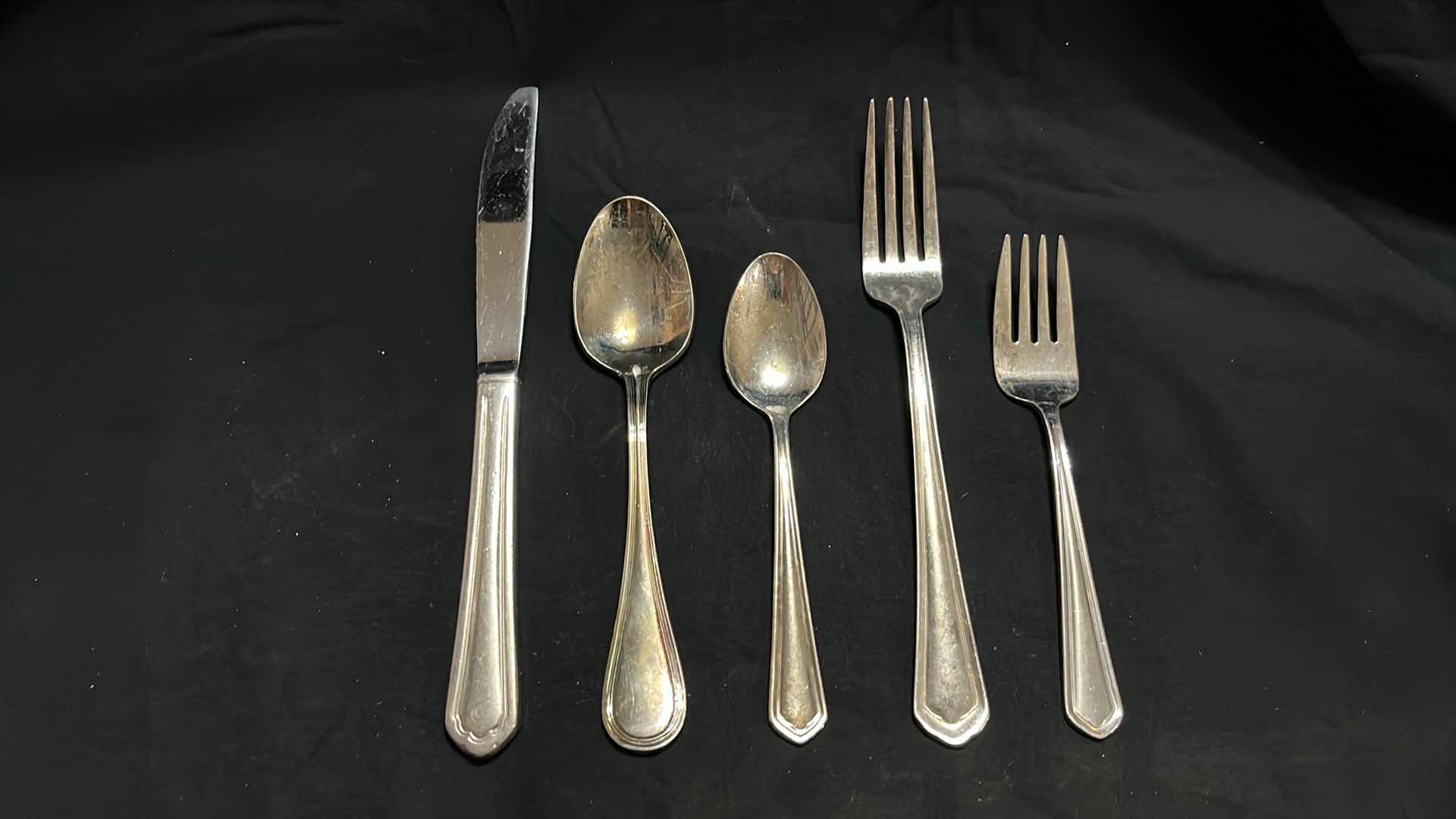 Photo 1 of FLATWARE, VARIOUS STYLES, 10 PCS EACH UTENSIL (50 PCS)