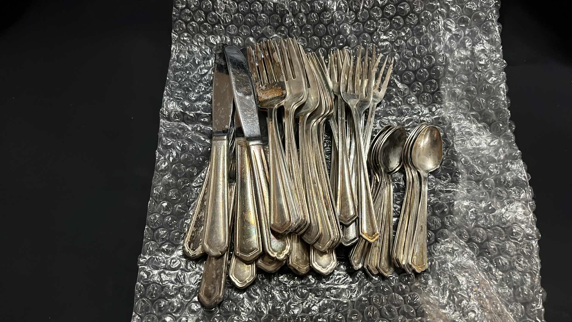 Photo 1 of FLATWARE, VARIOUS STYLES, 10 PCS EACH UTENSIL, 4.25” to 7” (40 PCS)