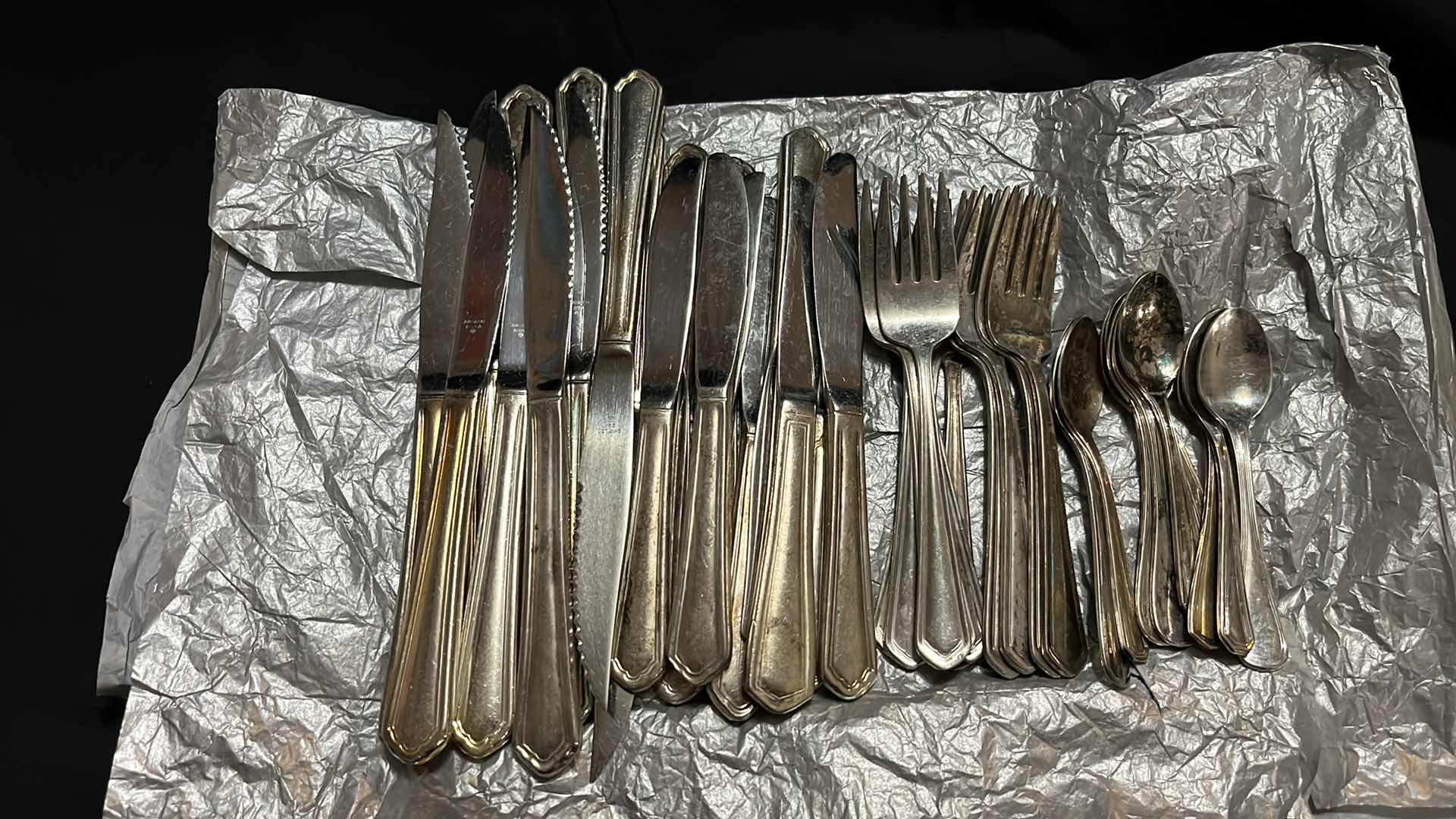Photo 1 of FLATWARE, VARIOUS STYLES, 10 PCS EACH UTENSIL, 4.25” to 9” (40 PCS)