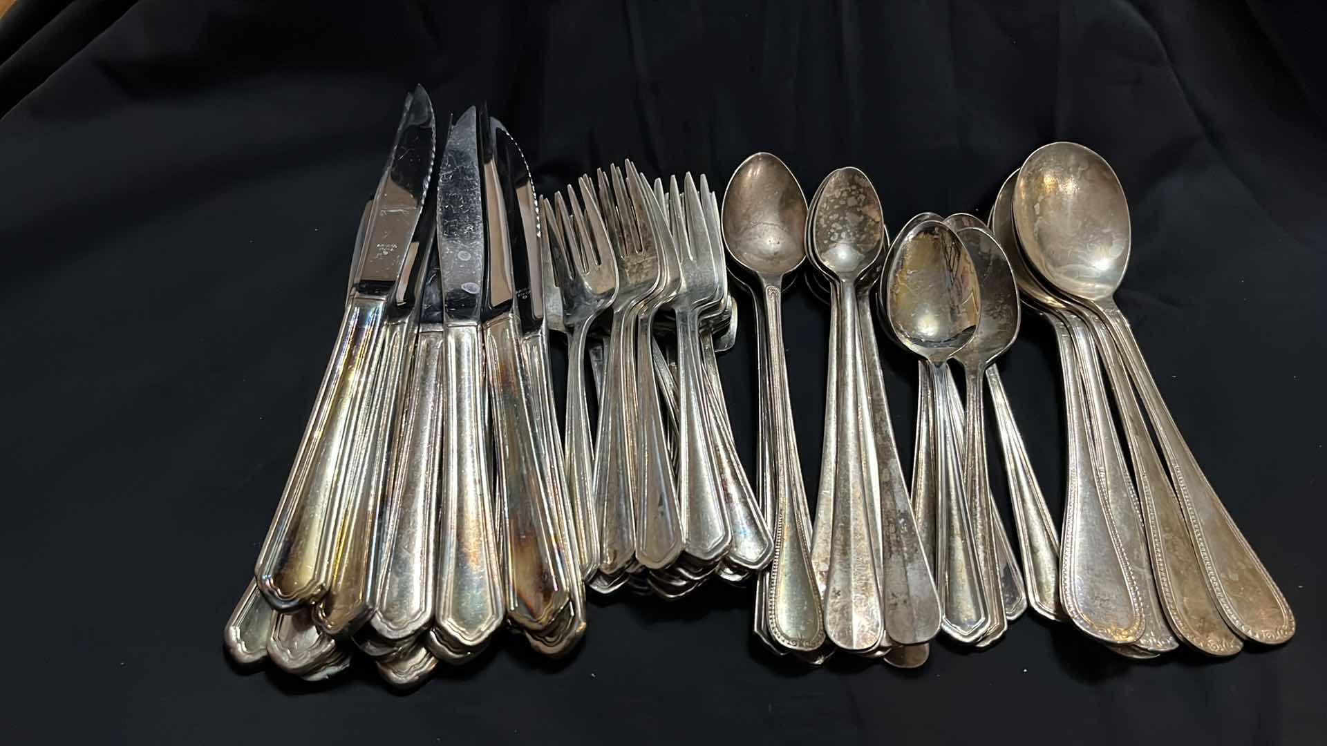 Photo 1 of FLATWARE, VARIOUS STYLES, 20 PCS EACH UTENSIL,  6”- 9”, SPOON SIZES ARE MIXED (60 PCS)
