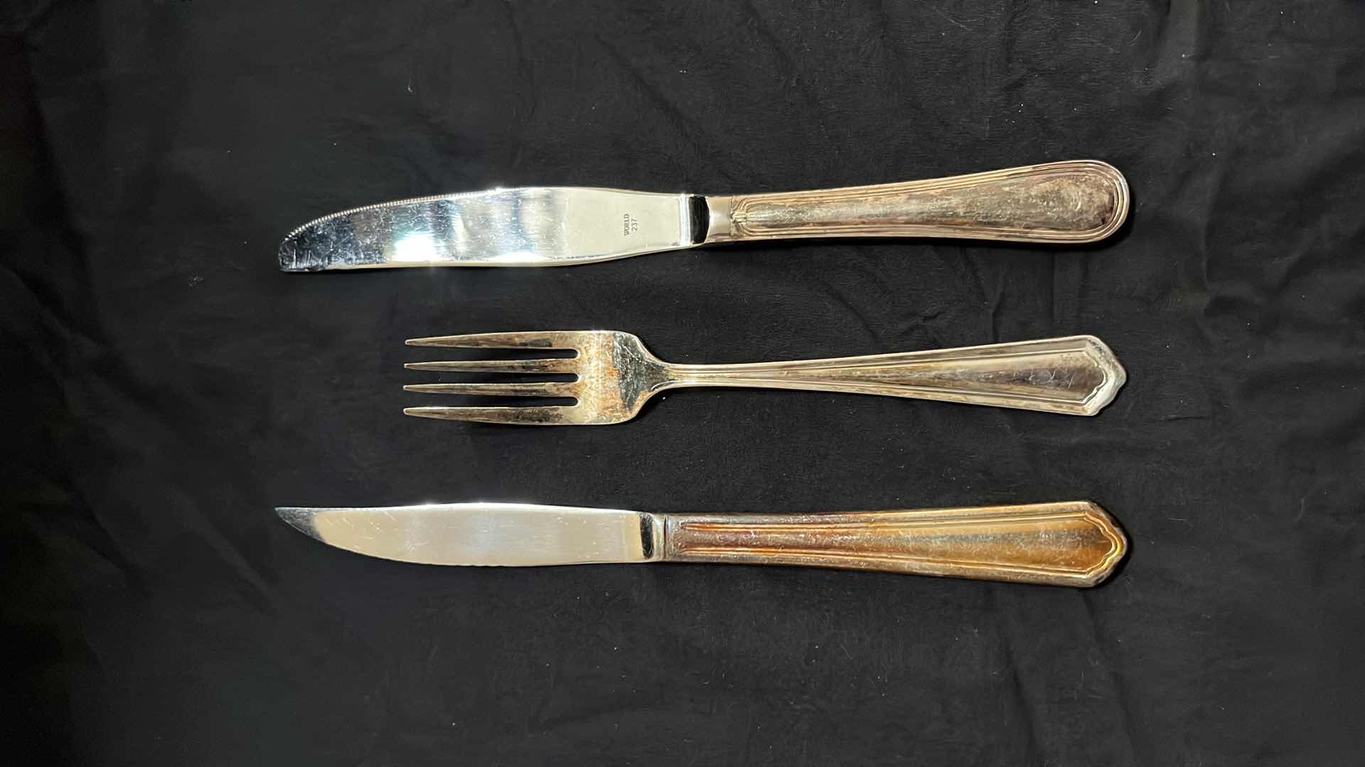 Photo 1 of FLATWARE, VARIOUS STYLES WITHIN UTENSILS, 10 PCS EACH UTENSIL, 7”- 9” (30 PCS)