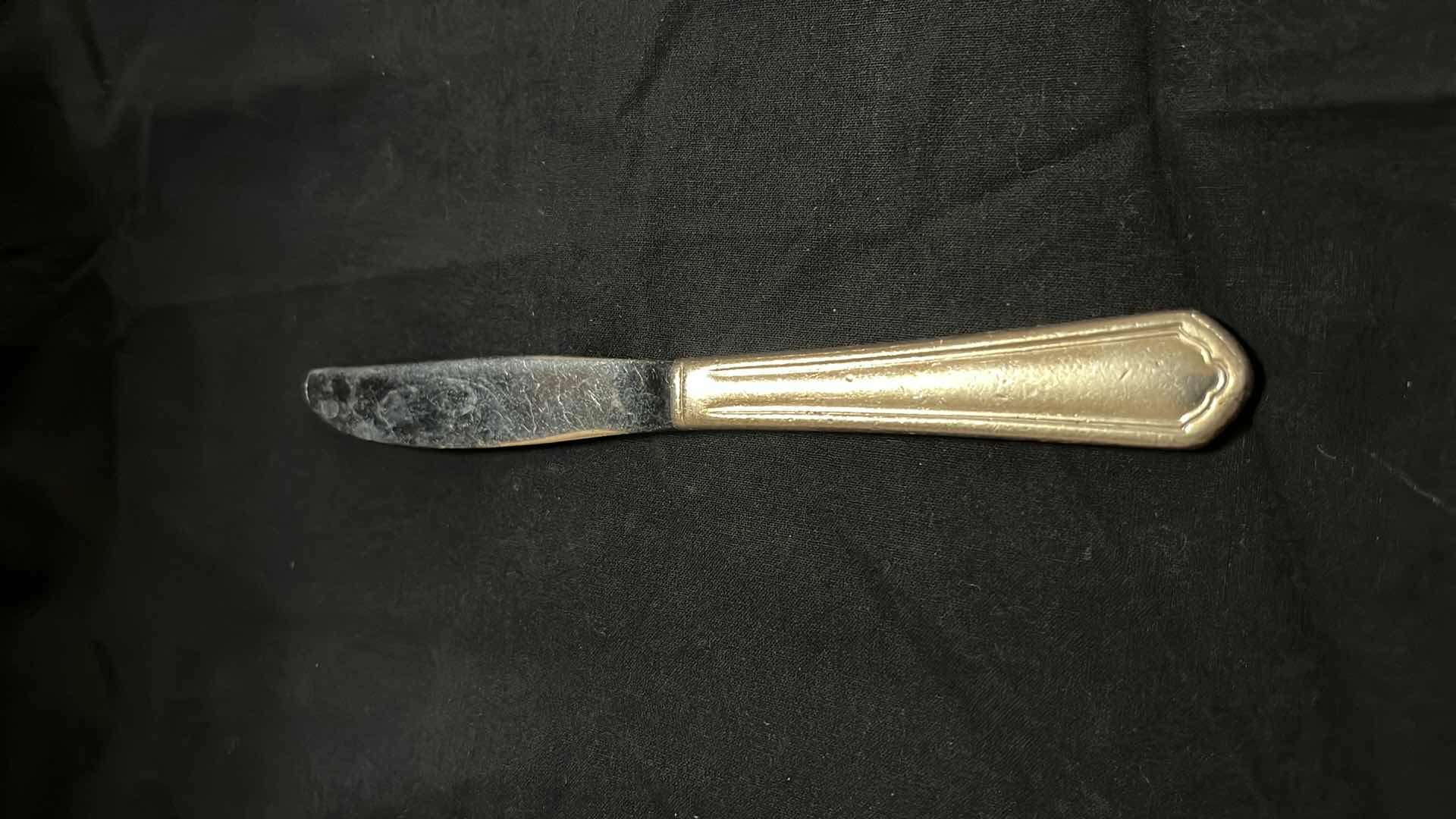 Photo 1 of FLATWARE, 7.25” BUTTER KNIVES (30 PCS)