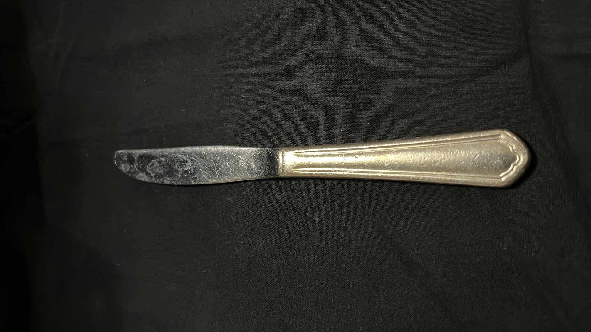 Photo 1 of FLATWARE, 7.25” BUTTER KNIVES (30 PCS)