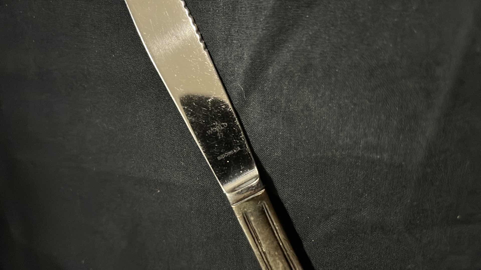 Photo 1 of FLATWARE, 9” KNIVES (30 PCS)