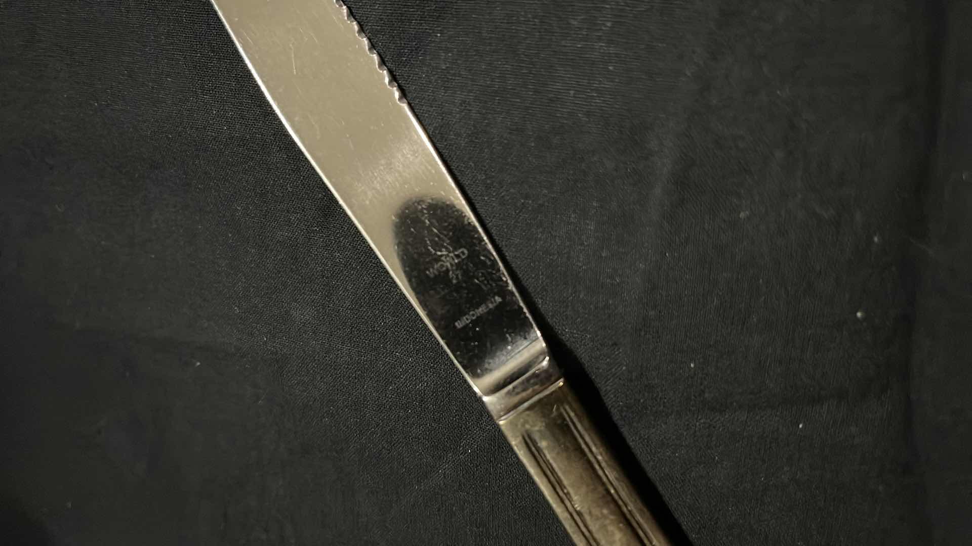 Photo 5 of FLATWARE, 9” KNIVES (30 PCS)