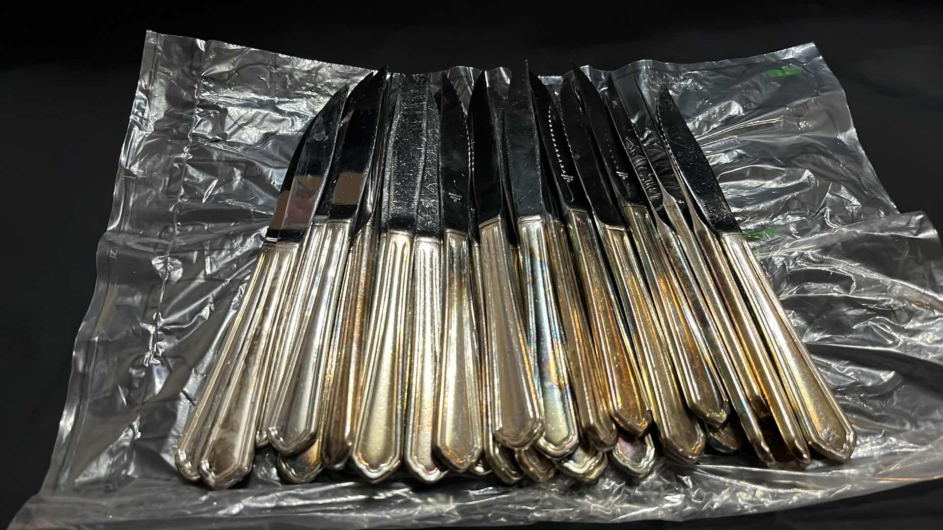 Photo 1 of FLATWARE, 9” KNIVES (30 PCS)