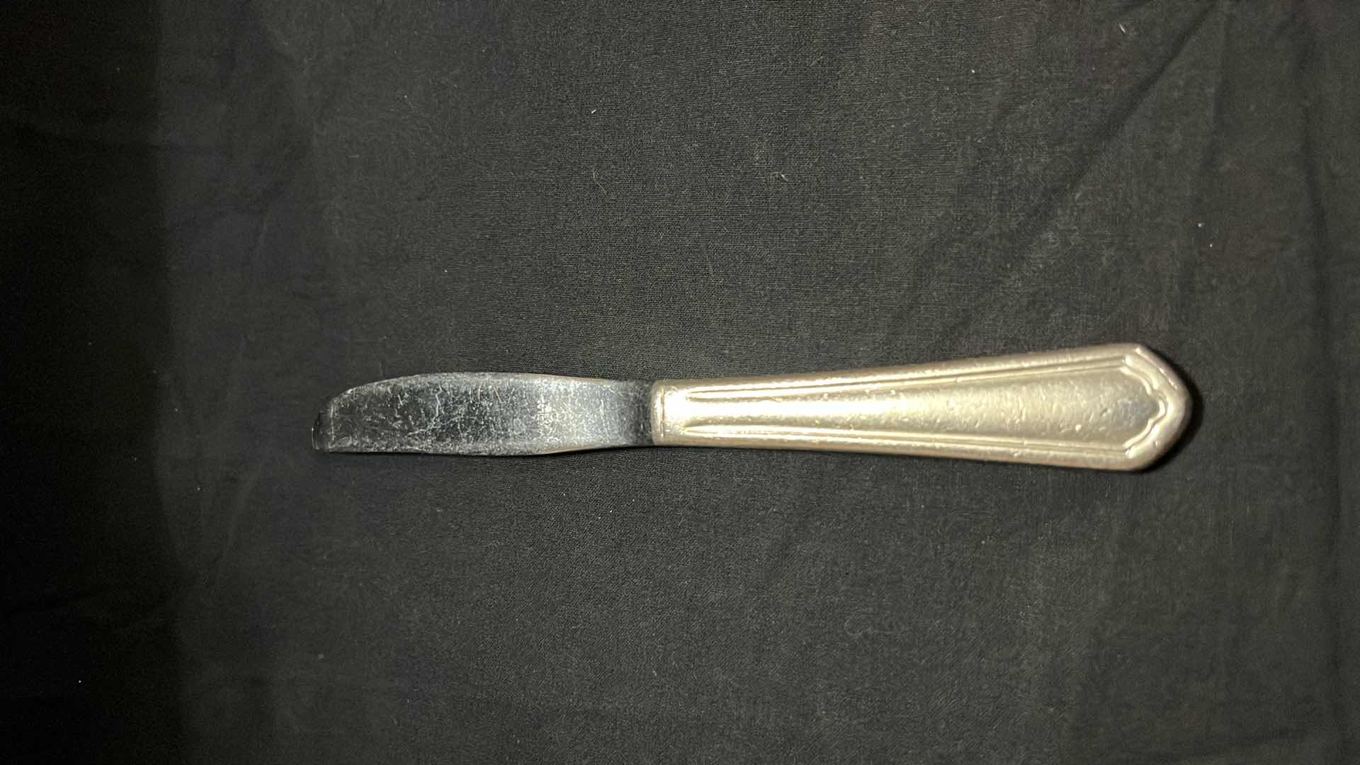 Photo 1 of FLATWARE, 7.25” BUTTER KNIVES (27 PCS)