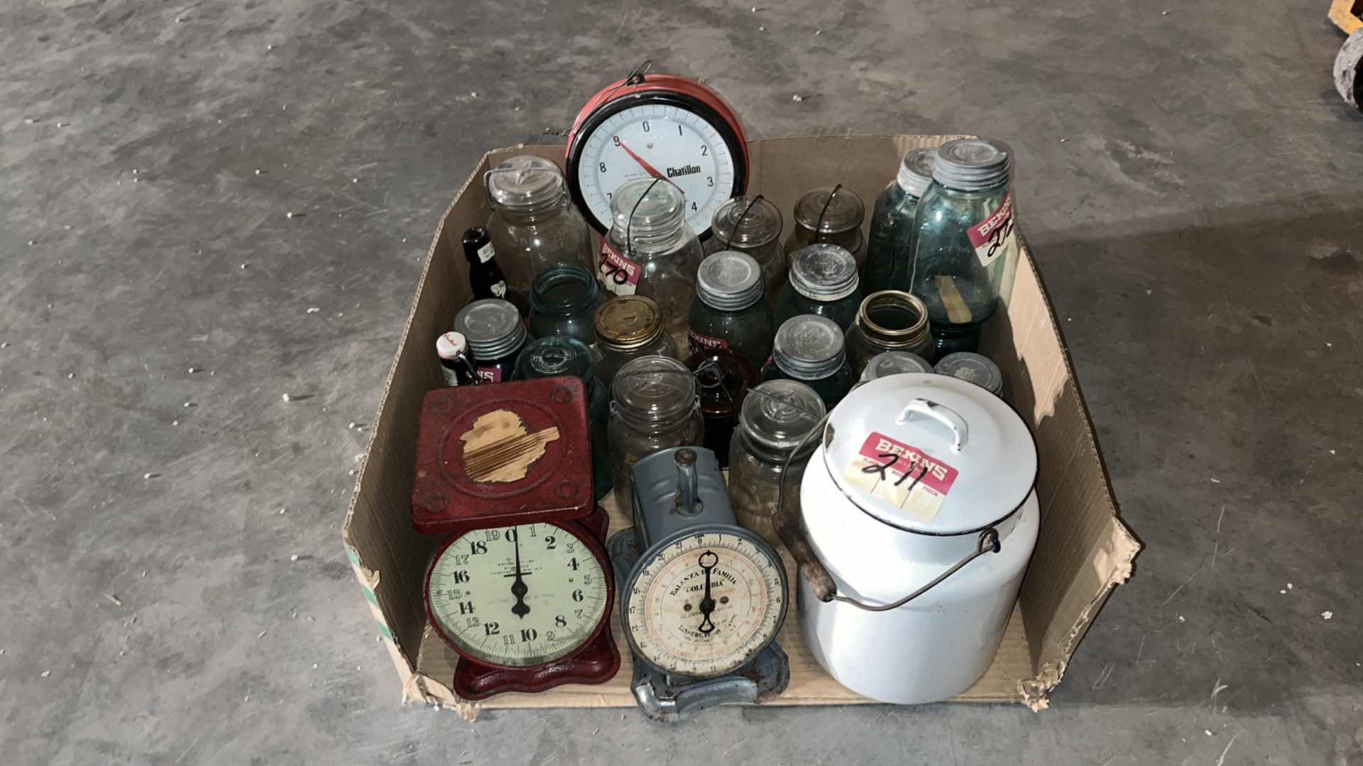 Photo 1 of VINTAGE DECOR