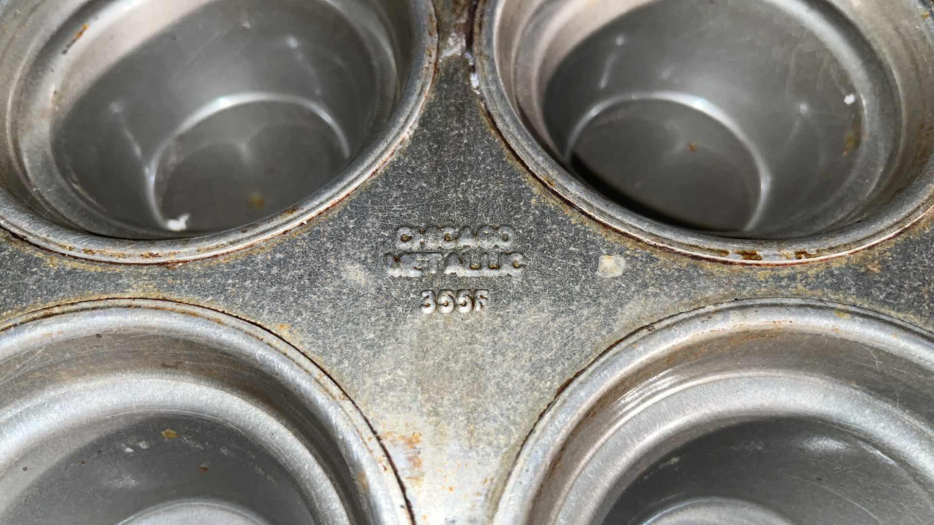 Photo 1 of CHICAGO METALLIC MUFFIN PAN, VARIOUS CONDITIONS MODEL #355F (5)