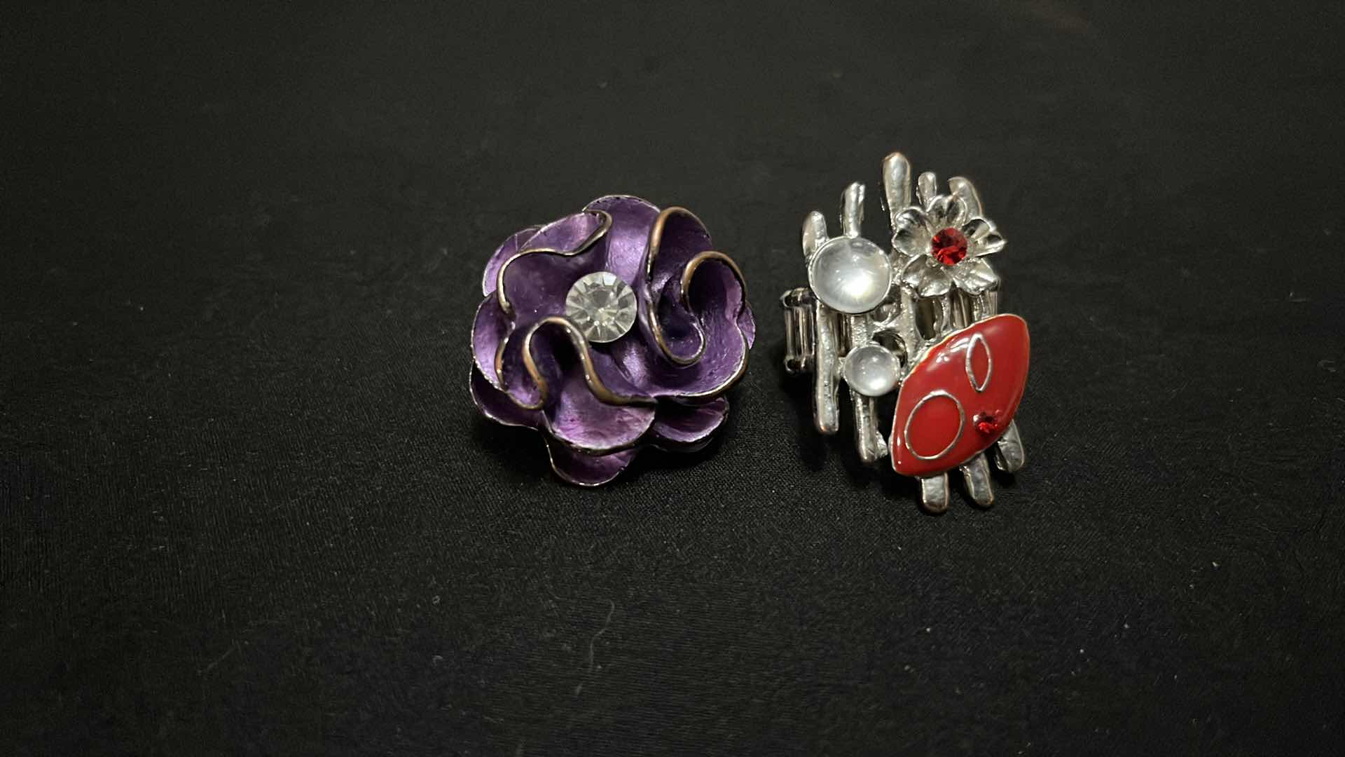 Photo 5 of STRETCHABLE RHINESTONE RINGS