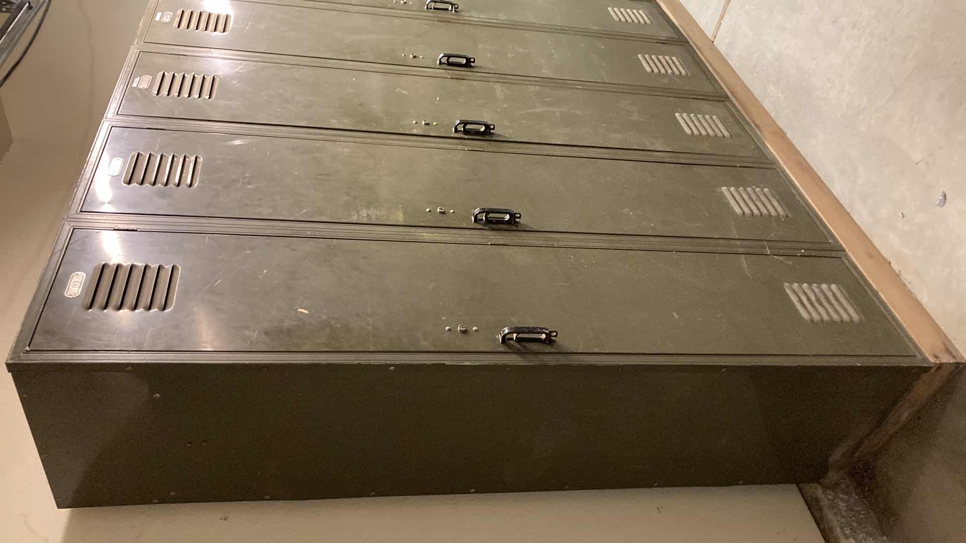 Photo 1 of LYON METAL PRODUCTS INC. NUMBERED LOCKERS 120” X 19” H72”
