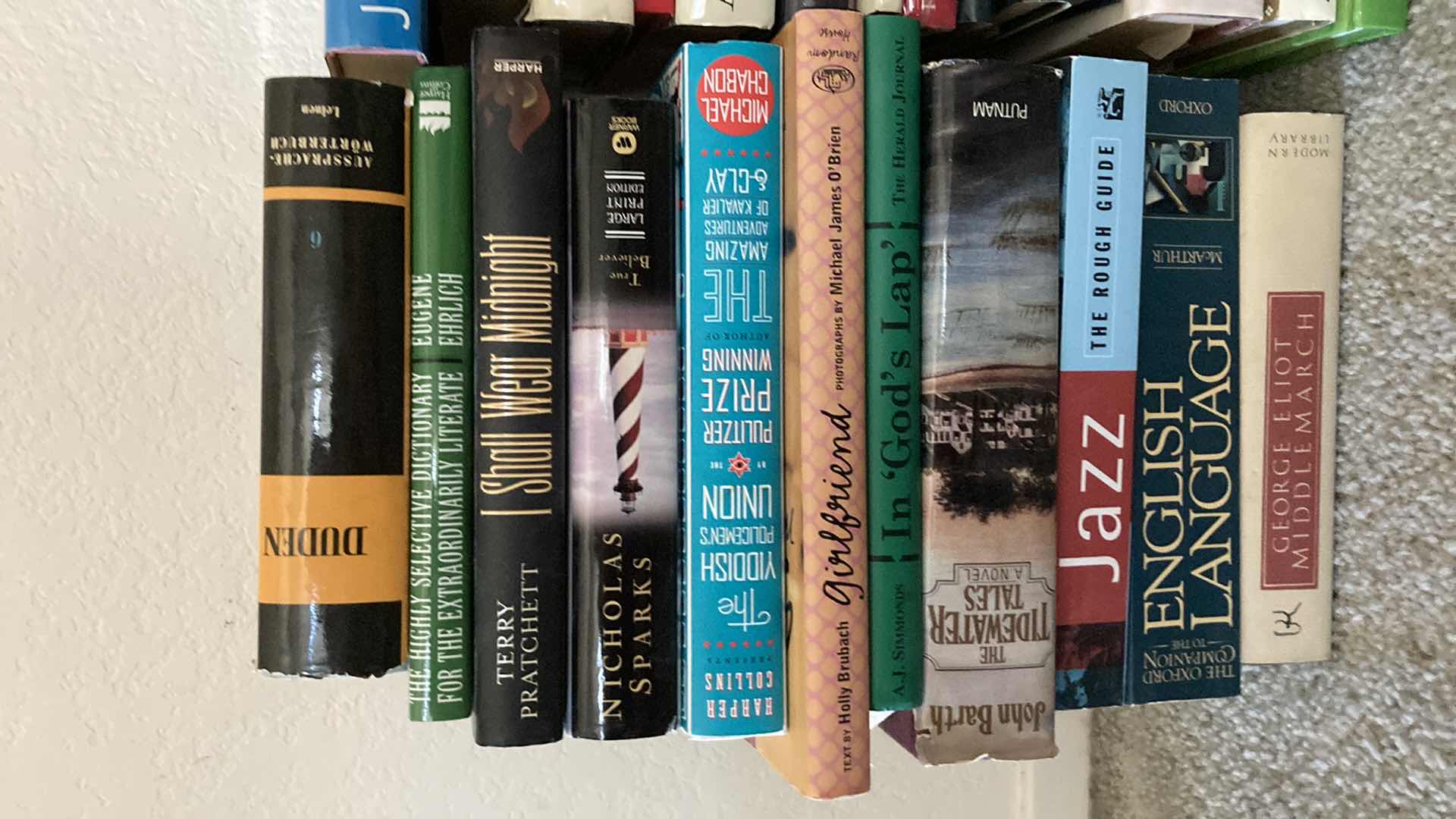 Photo 1 of HARDBACK & STUDY BOOKS (25)