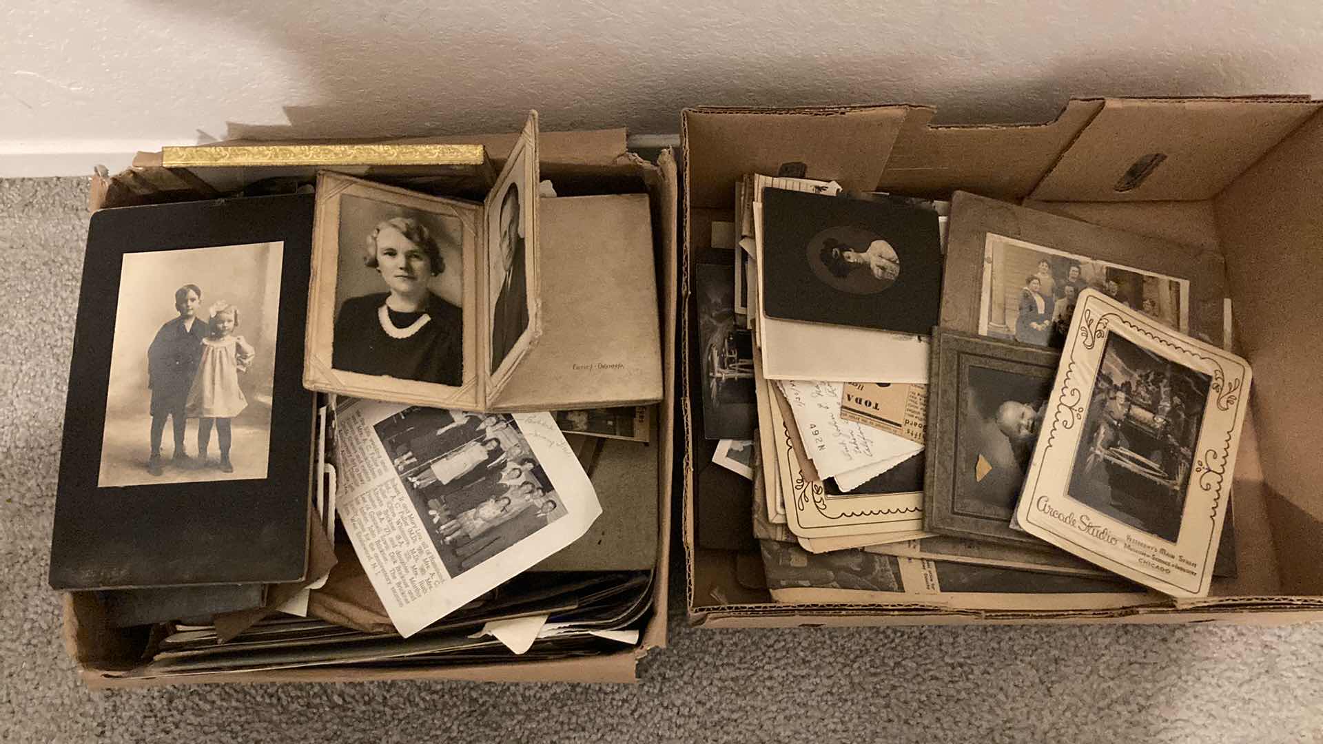 Photo 1 of MID CENTURY NEWSPAPERS W EARLY CENTURY PHOTOS & YEARBOOKS