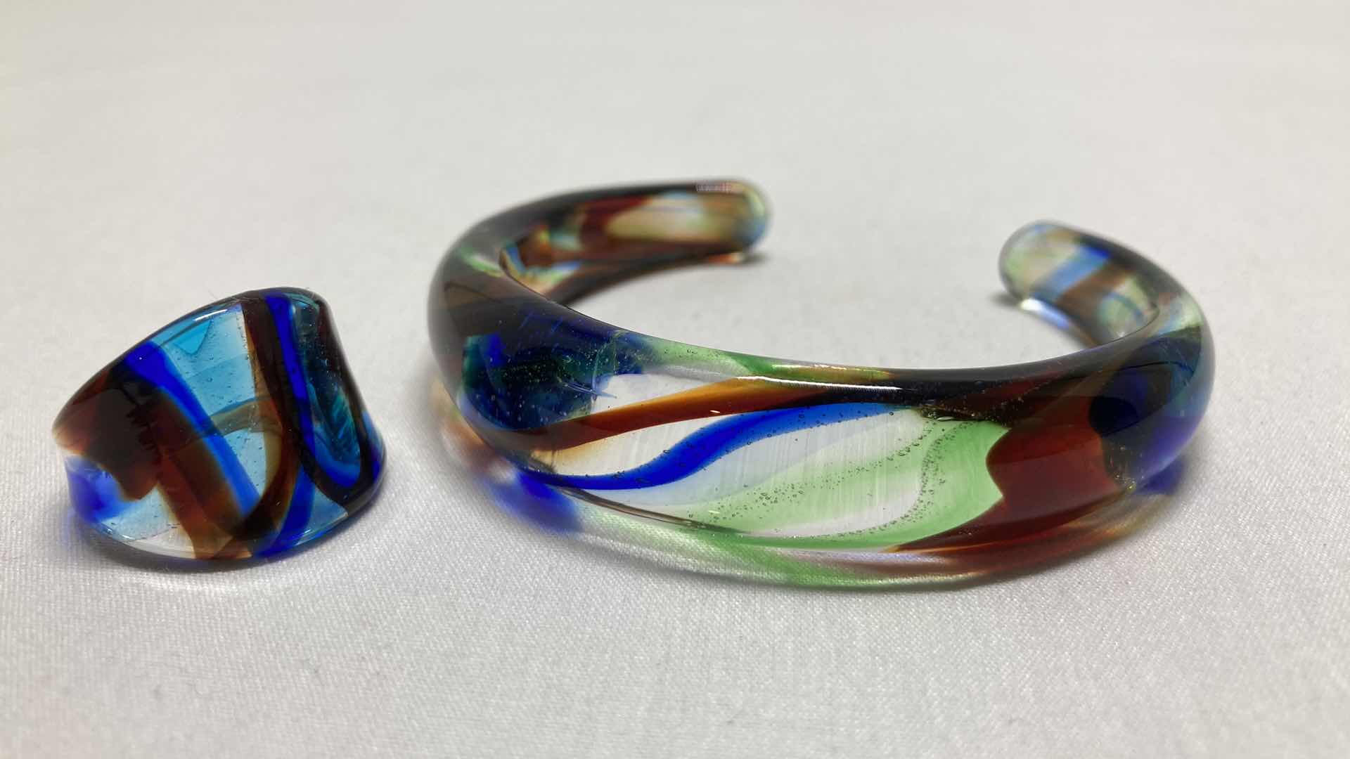 Photo 1 of BLOWN MULTI COLOR GLASS RING SIZE 5/5.5& BRACELET 2.25”