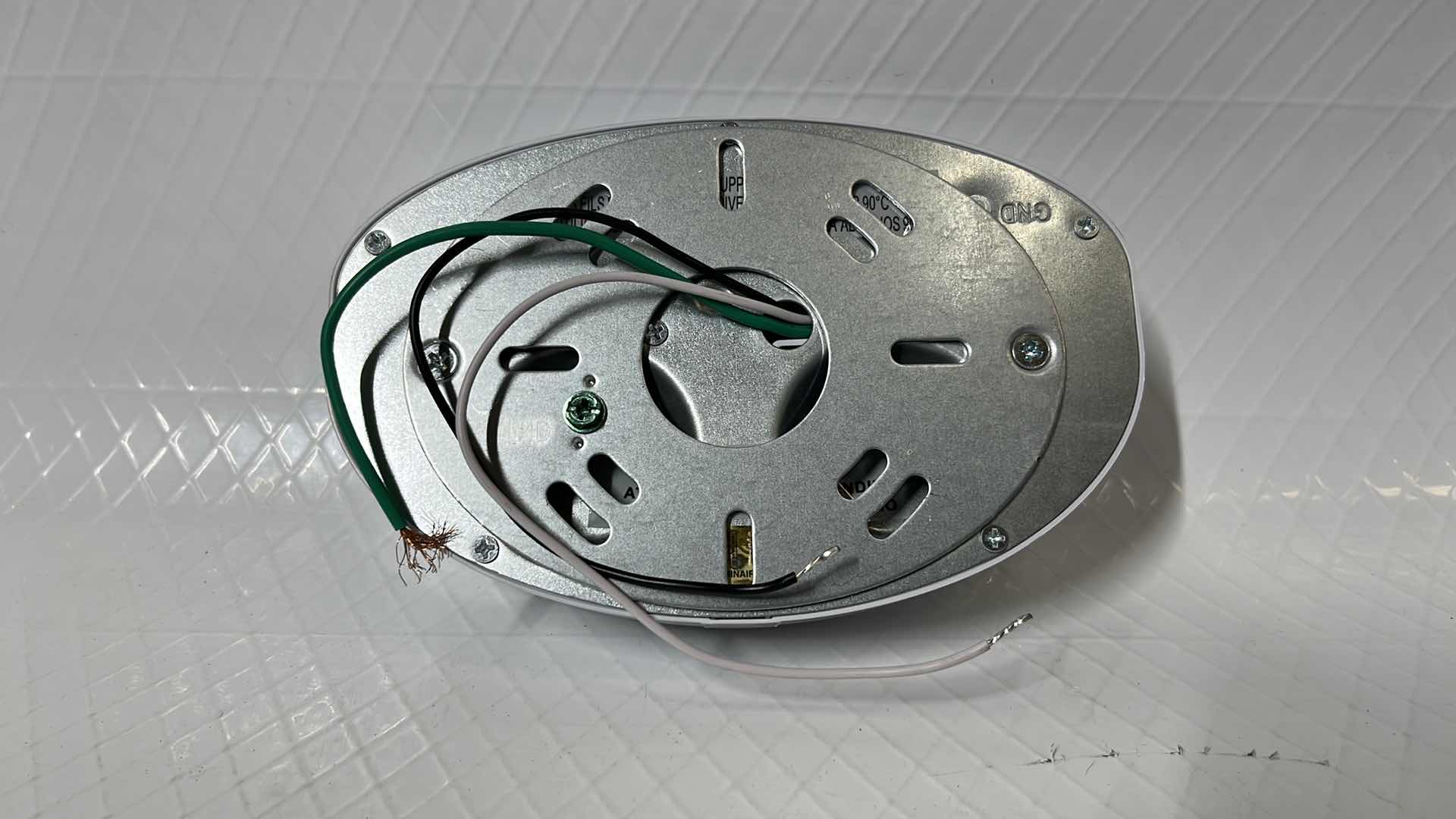 Photo 5 of LITHONIA LIGHTING 7” LED CLOSET LIGHT W MOTION SENSOR, 575 LUMENS, COOL WHITE (FMMCL 840 PIR)