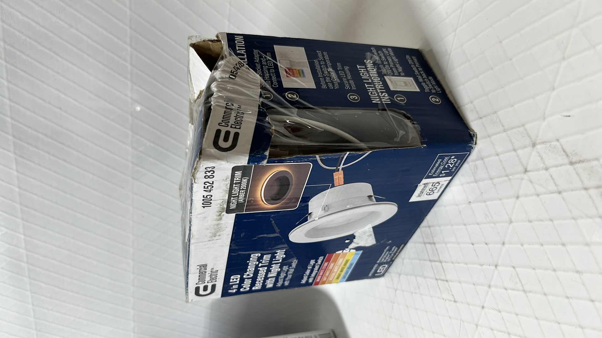 Photo 1 of 2- COMMERCIAL ELECTRIC 4” LED COLOR CHANGING RECESSED TRIM W NIGHT LIGHT, 665 LUMENS (1005 452 833)