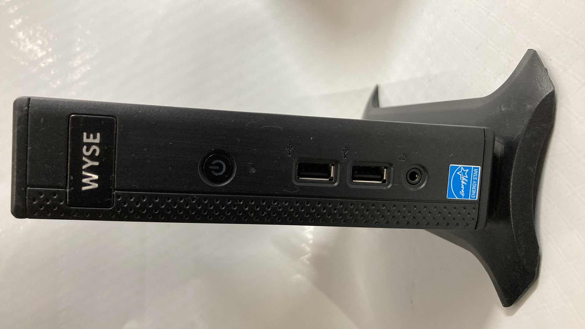 Photo 1 of DELL WYSE AMD G-T48E DUAL CORE 1.40GHz 8GB FLASH 2GB RAM THIN CLIENT MODEL Dx0D (2)