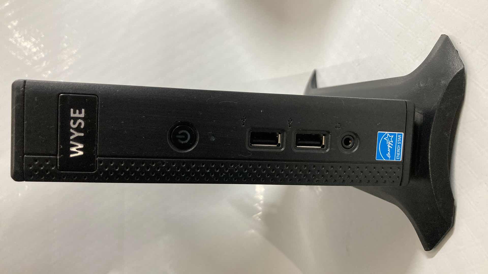 Photo 1 of DELL WYSE AMD G-T48E DUAL CORE 1.40GHz 8GB FLASH 2GB RAM THIN CLIENT MODEL Dx0D (2)