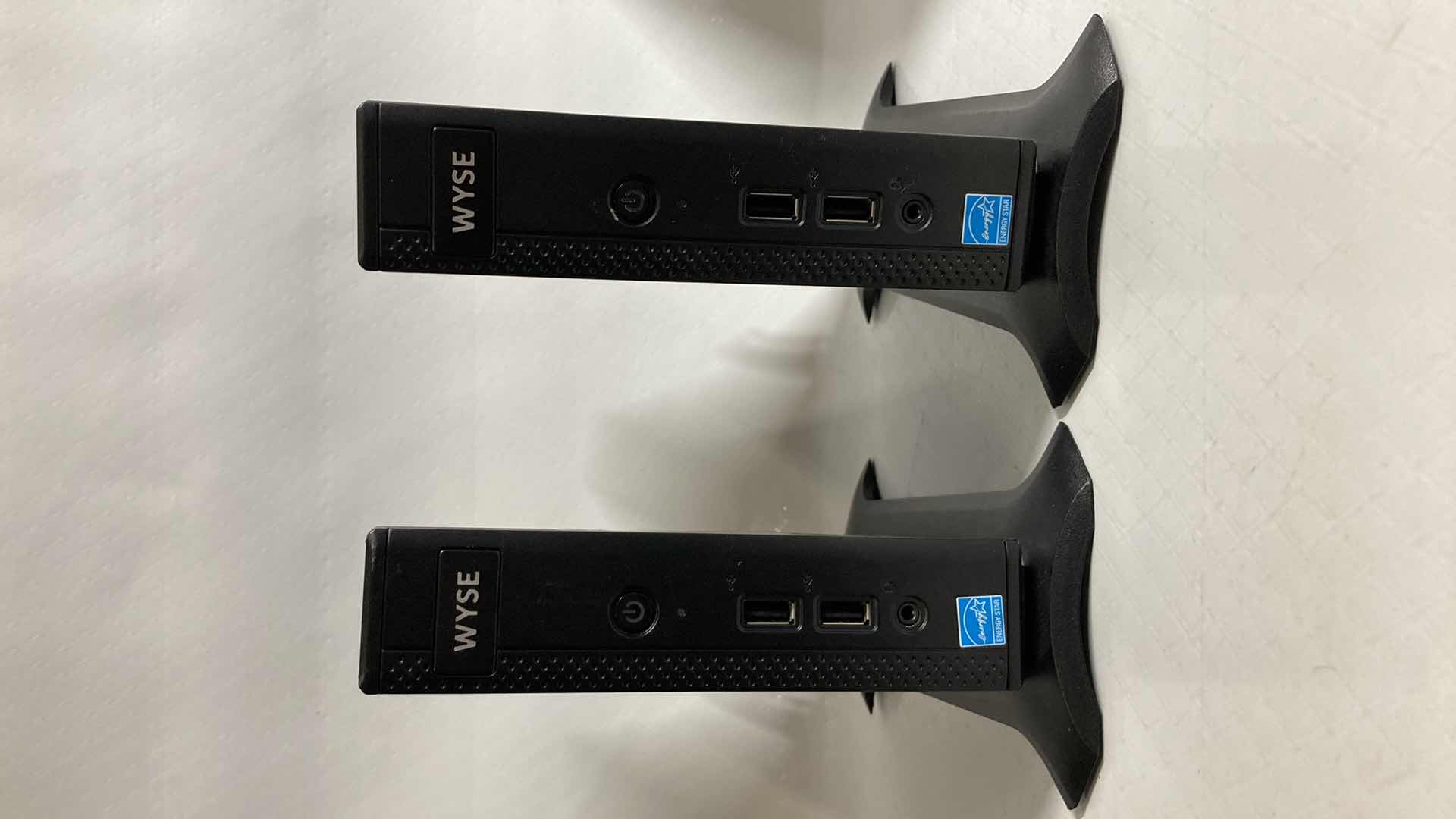 Photo 1 of DELL WYSE AMD G-T48E DUAL CORE 1.40GHz 8GB FLASH 2GB RAM THIN CLIENT MODEL Dx0D (2)