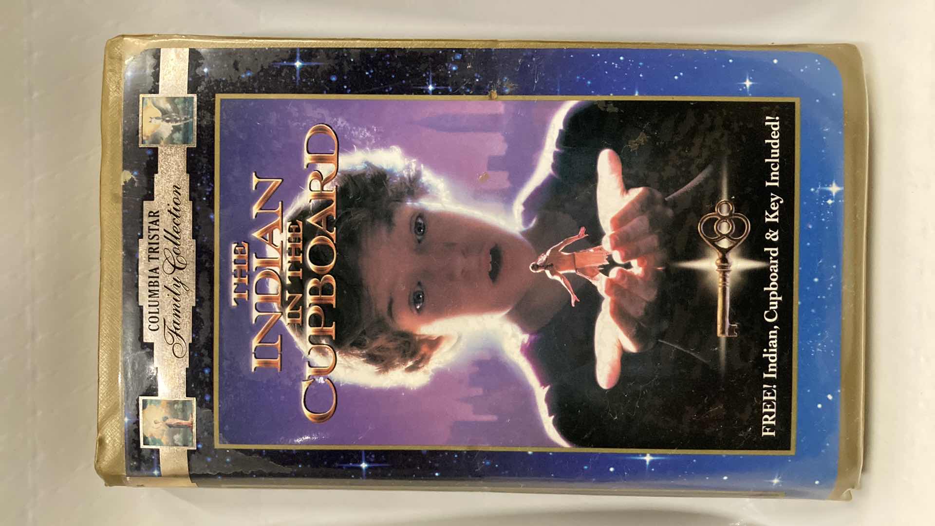 Photo 1 of DISNEY VHS MOVIE CLASSICS (5)
