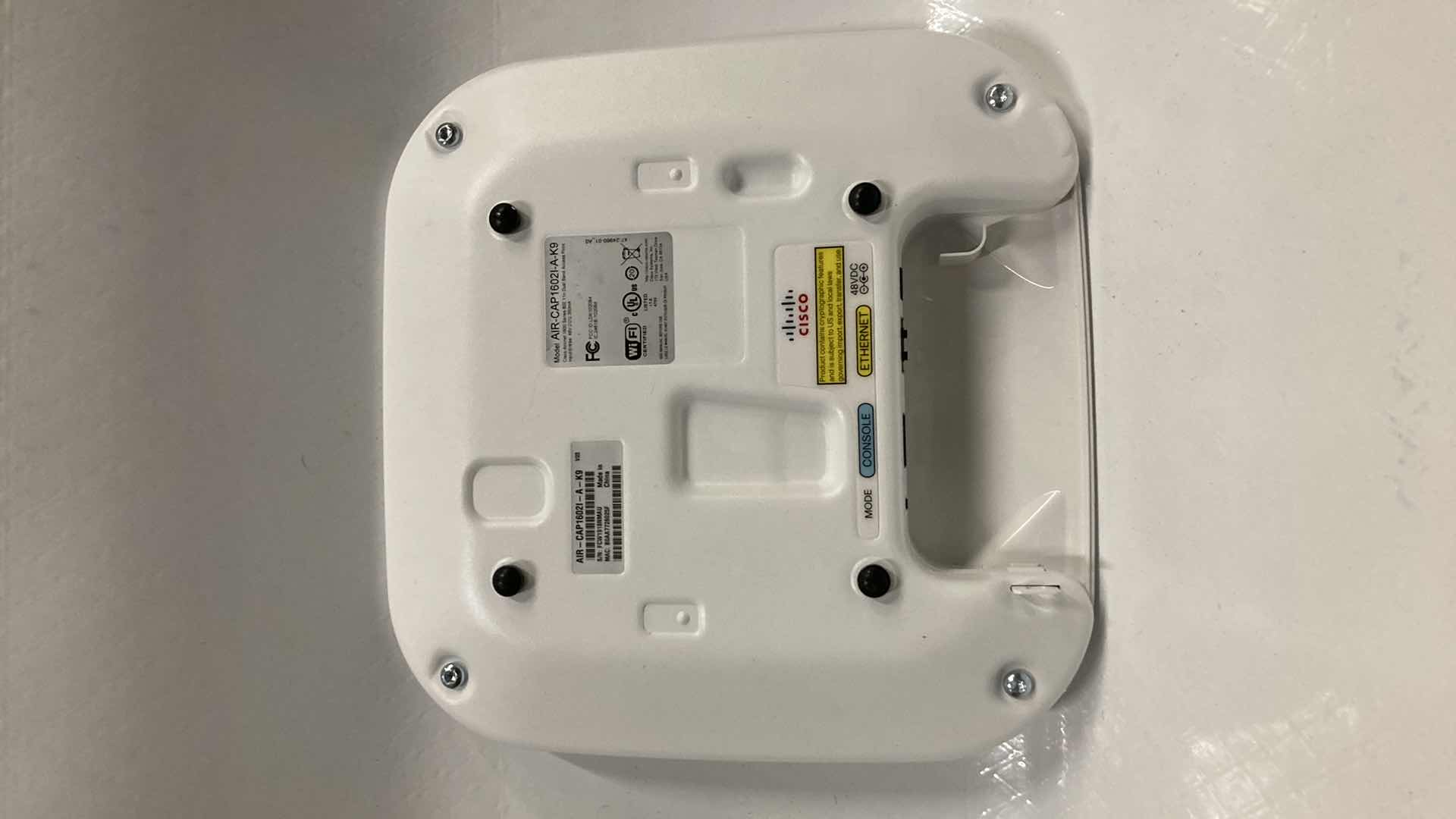 Photo 1 of CISCO AIRONET 1600 SERIES 300mbps DUAL BAND ACCESS POINT MODEL AIR-CAP16021-A-K9 (2)