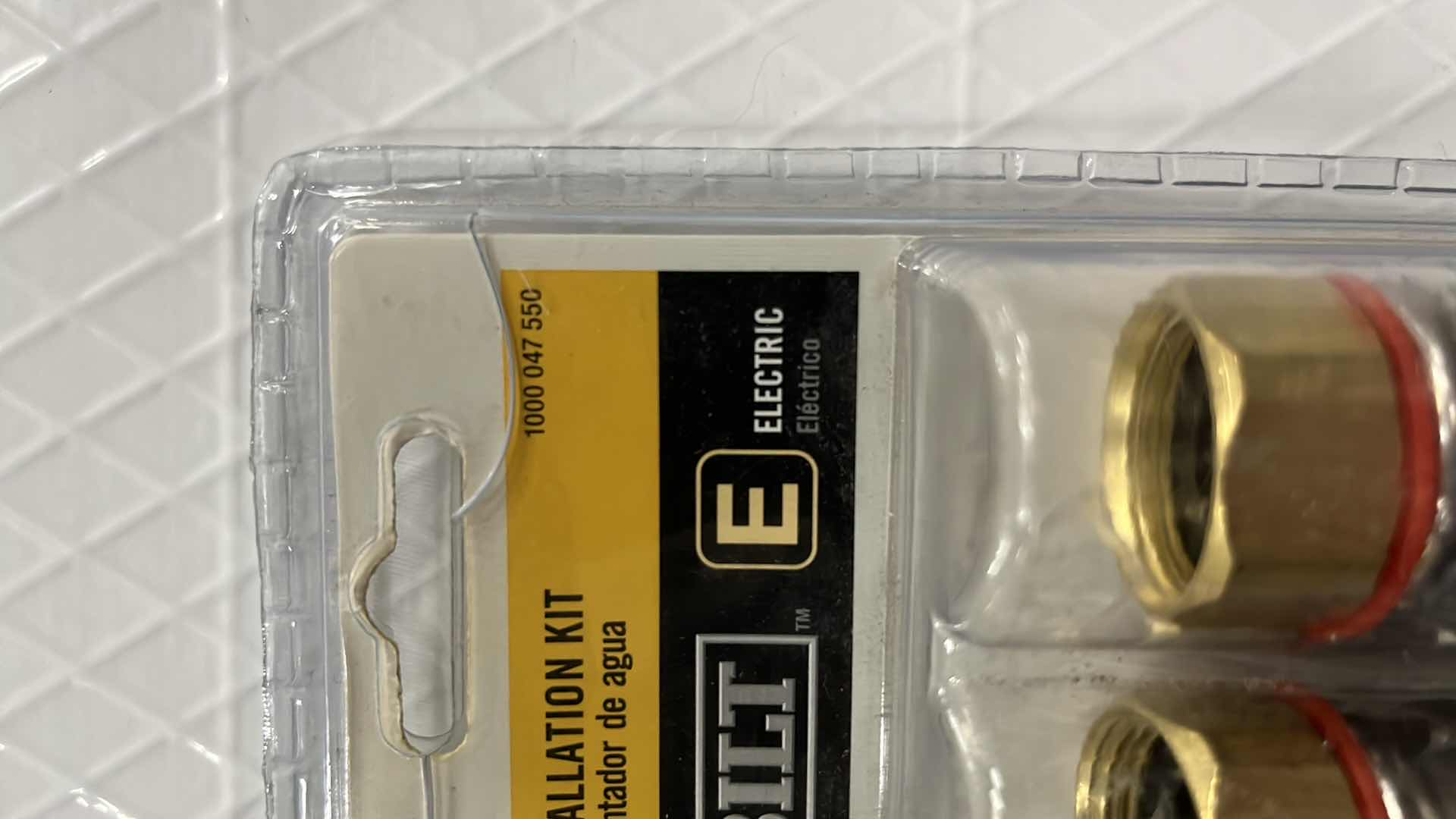 Photo 1 of EVERBILT WATER HEATER INSTALLATION KIT (1000 047 550)