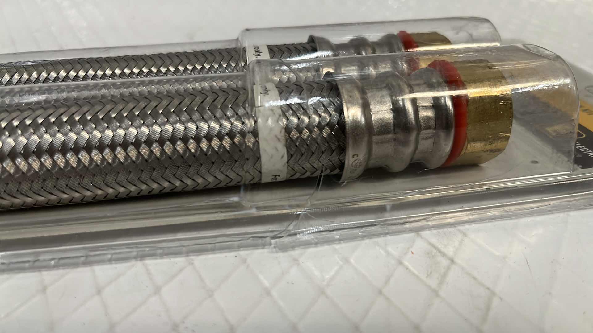 Photo 1 of EVERBILT WATER HEATER INSTALLATION KIT (1000 047 550)