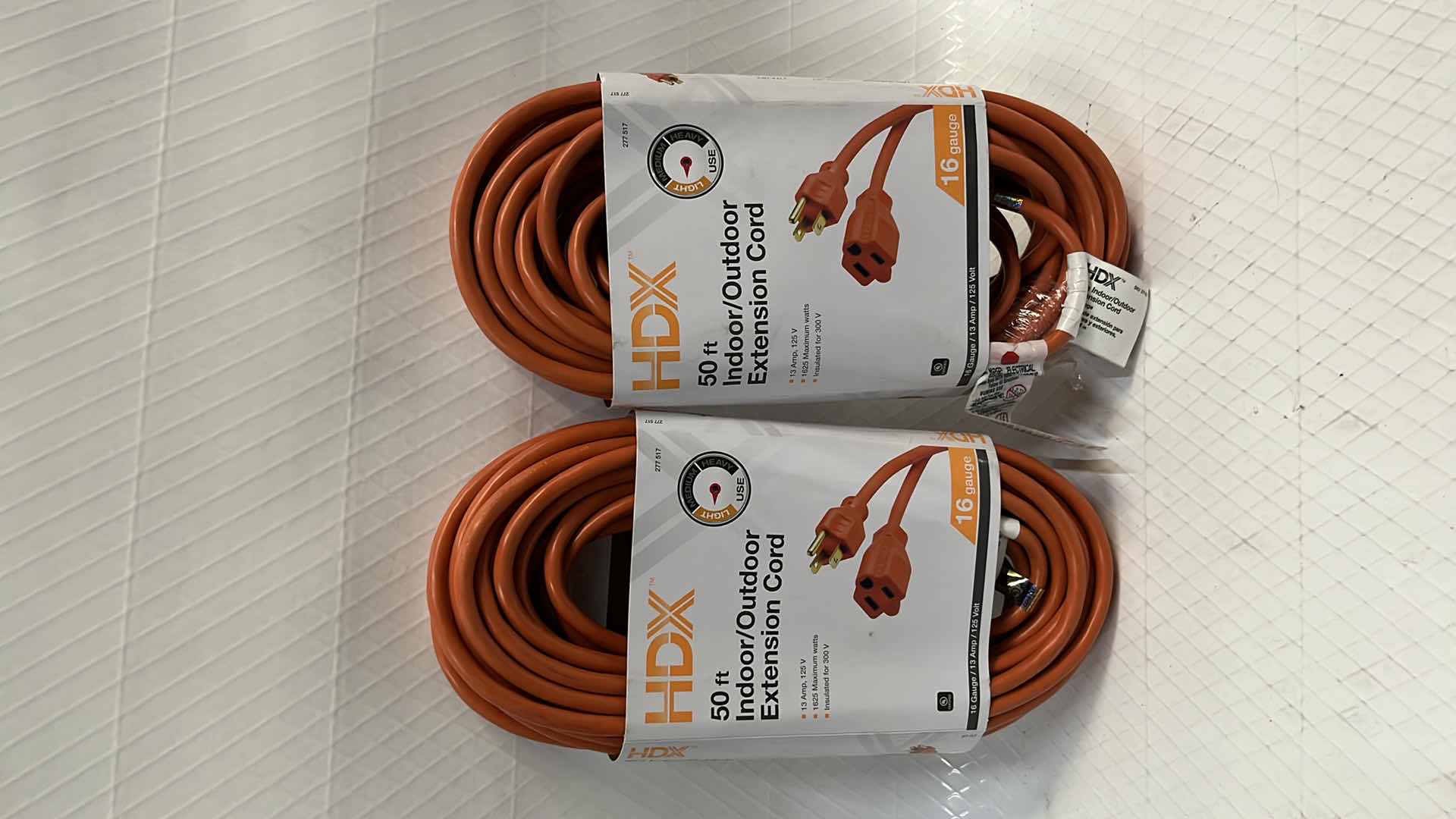 View 1 of 2- NEW HDX 50 FT INDOOR/OUTDOOR EXTENSION CORD, 16 GAUGE 13 AMP 125 VOLT (#277 517)