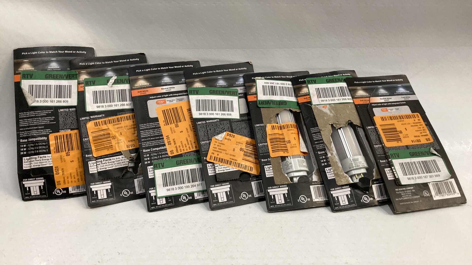 Photo 3 of NEW FIET ELECTRIC UNIVERSAL BASE LED PL MULTI WHITE LAMP BULBS 26W, 18W, 13W COMPATIBLE 4 PIN (7)