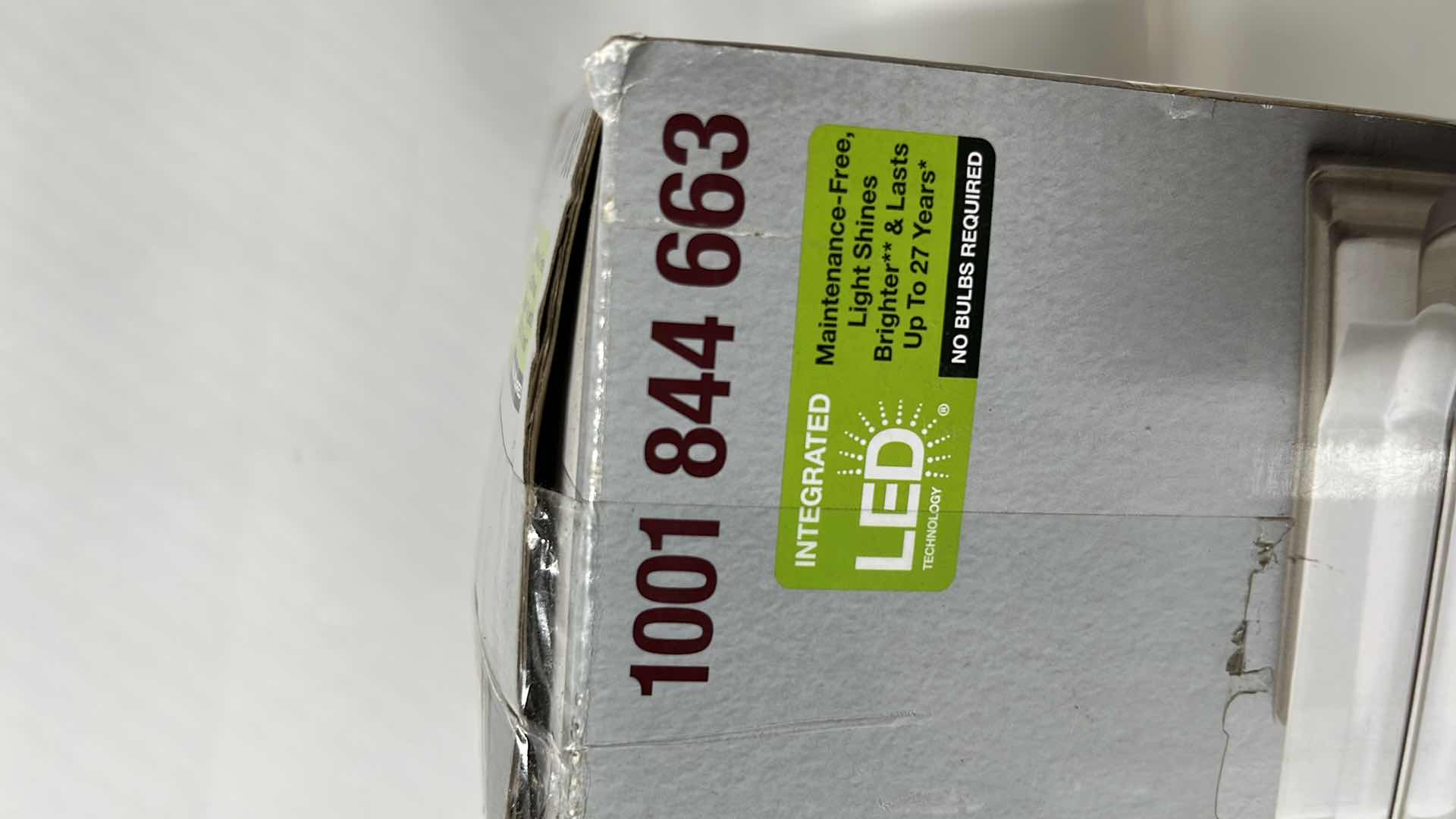 Photo 1 of NEW HOME DECORATORS COLLECTION LED VANITY SCONCE, SALTARELL COLLECTION, BRUSHED NICKEL FINISH W ETCHED GLASS SHADE (1001 844 663)