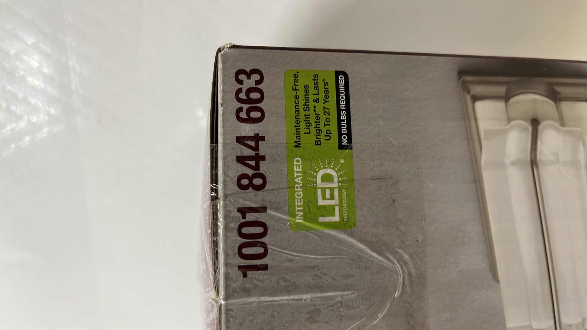 Photo 1 of NEW HOME DECORATORS COLLECTION LED VANITY SCONCE, SALTARELL COLLECTION, BRUSHED NICKEL FINISH W ETCHED GLASS SHADE (1001 844 663)