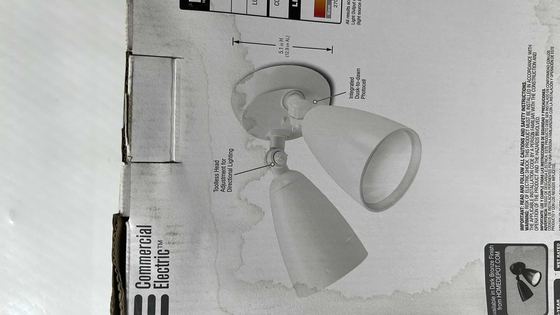 Photo 1 of COMMERCIAL ELECTRIC LED TWIN HEAD PAR FLOOD LIGHT, WALL/EAVE MOUNTABLE, 1500 LUMENS, WHITE FINISH (1006 559 581)