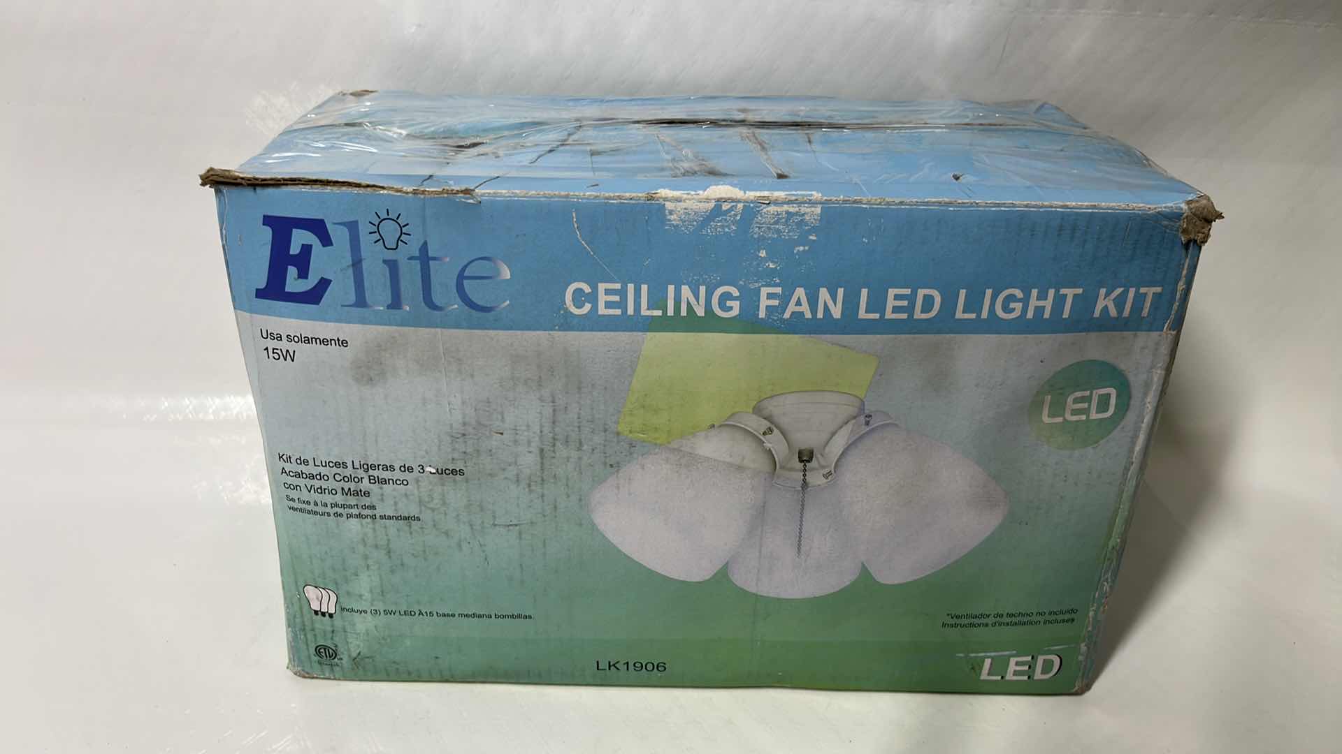 Photo 1 of ELITE CEILING FAN LED 3-LIGHT CLUSTER LIGHT KIT, WHITE FINISH W FROSTED GLASS (LK1906)