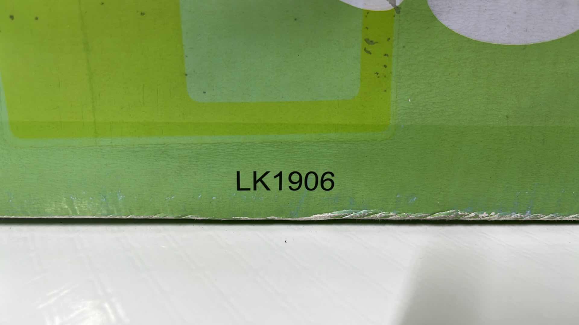 Photo 1 of ELITE CEILING FAN LED 3-LIGHT CLUSTER LIGHT KIT, WHITE FINISH W FROSTED GLASS (LK1906)
