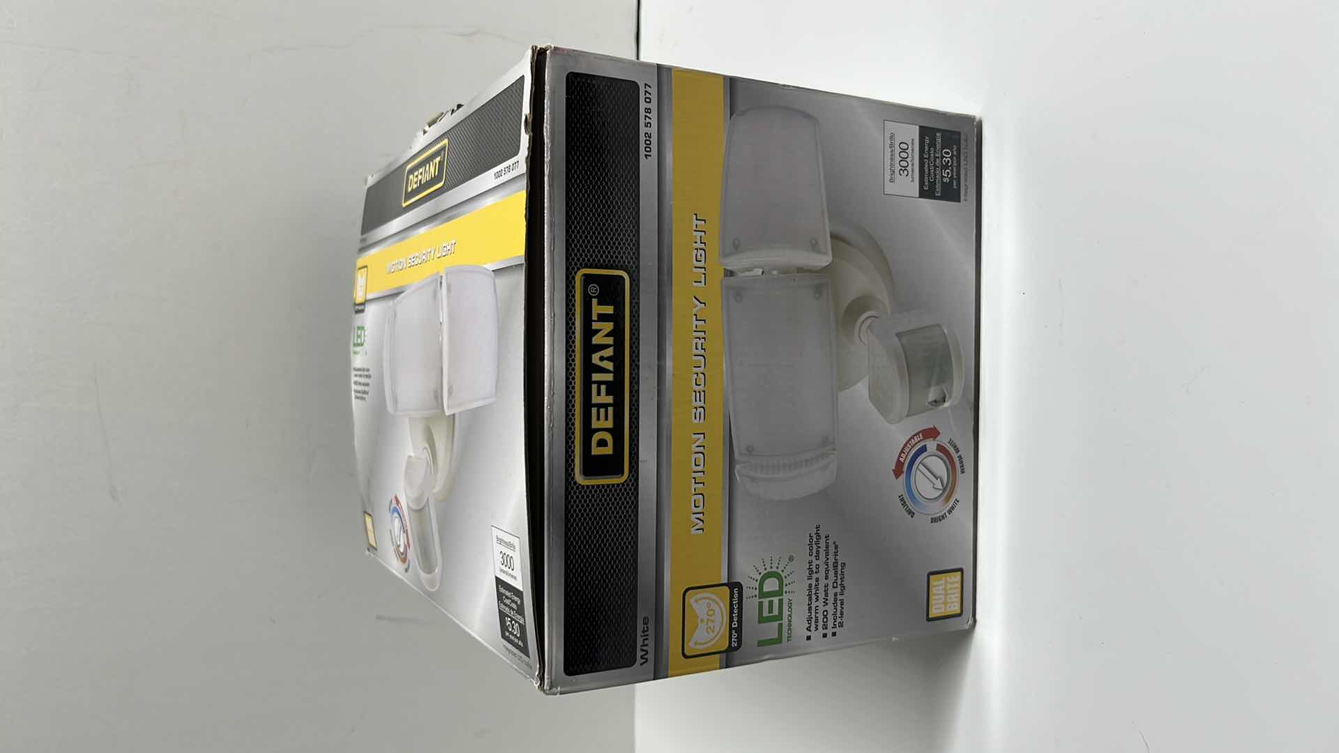 Photo 1 of NEW DEFIANT WHITE OUTDOOR LED MOTION SECURITY LIGHT 1002 578 077