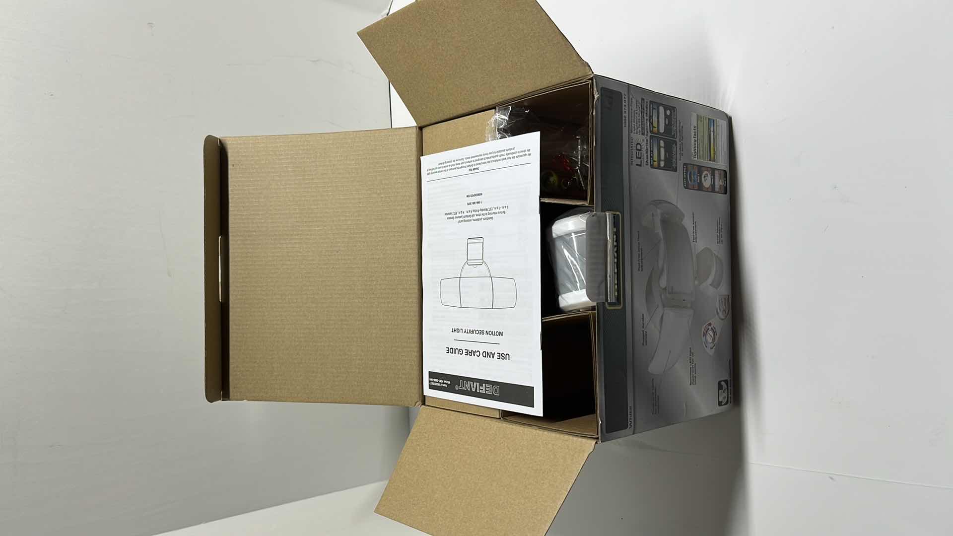 Photo 1 of NEW DEFIANT WHITE OUTDOOR LED MOTION SECURITY LIGHT 1002 578 077