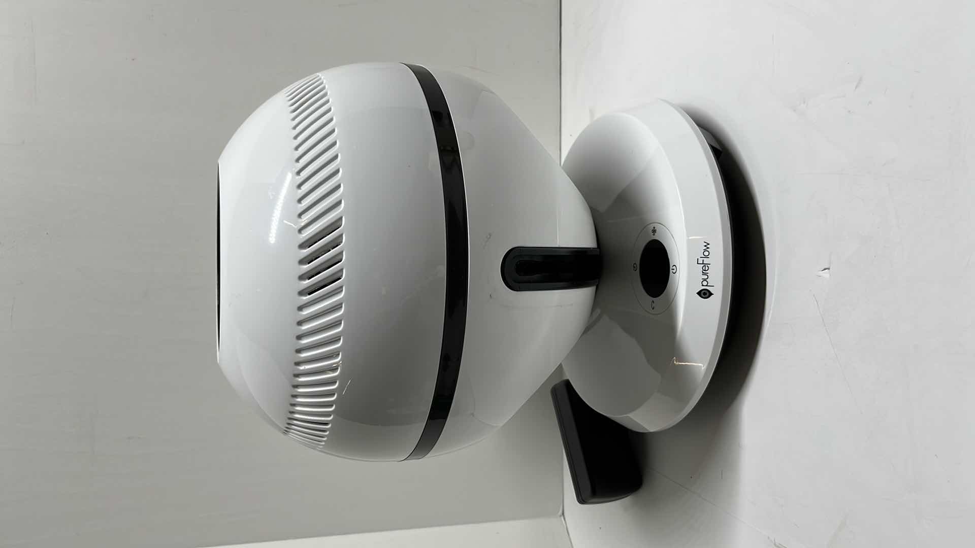 Photo 5 of GREENTECH ENVIRONMENTAL PUREFLOW QT7 10.5” 90 DEGREE VERTICAL & HORIZONTAL BLADELESS OSCILLATING FAN PUREFLOW-QT7